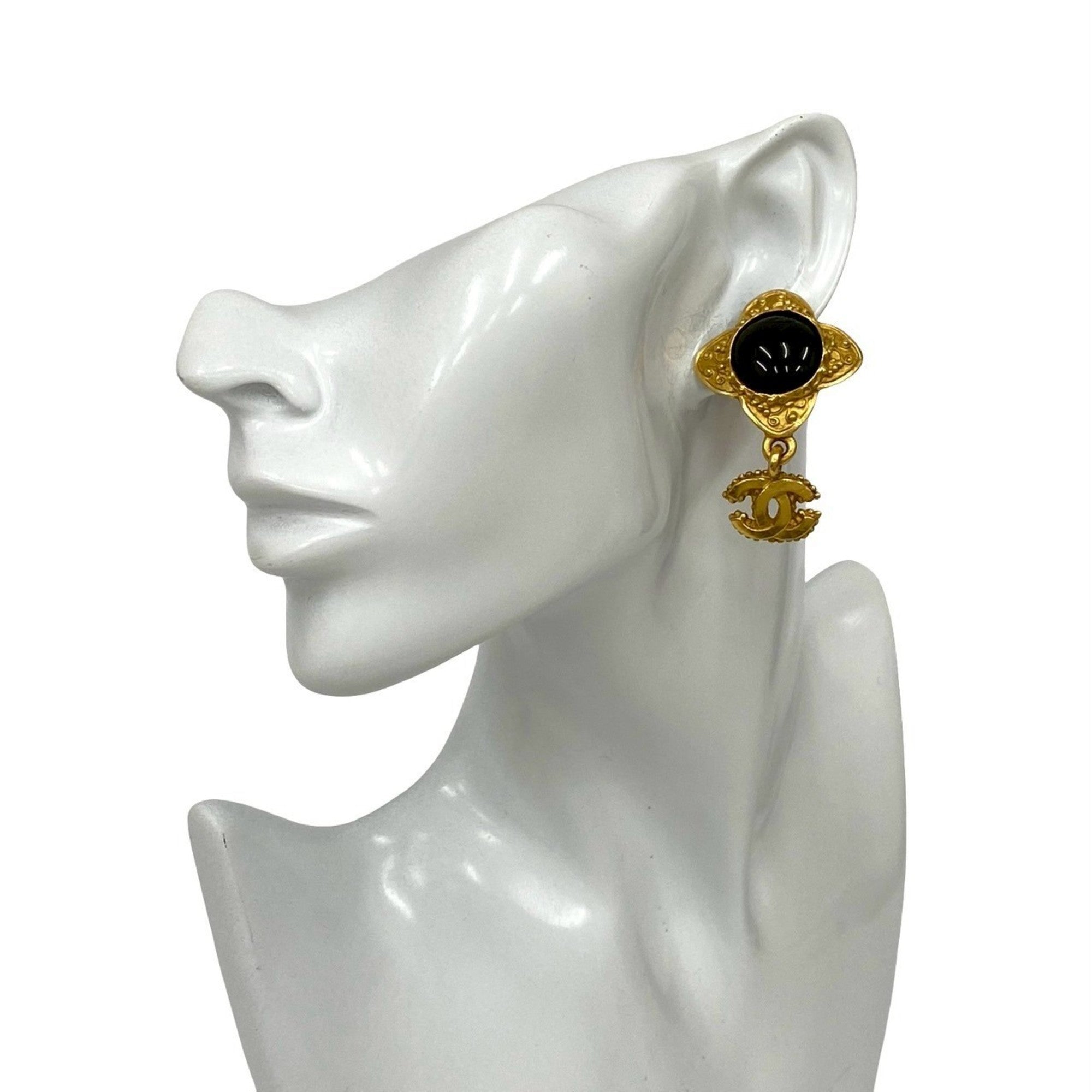 CC Logo Clip-On Earrings Metal Gold-Tone Metal