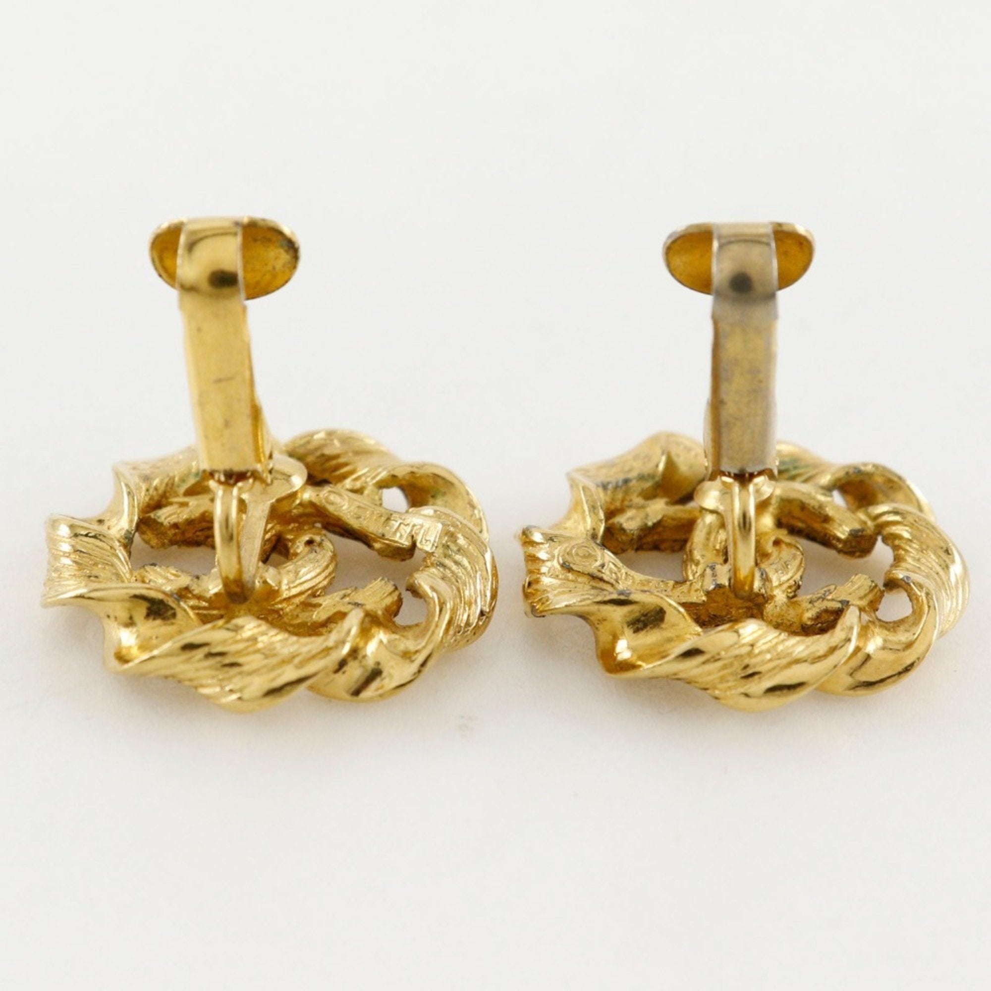 CC Logo Round Clip-On Earrings Metal