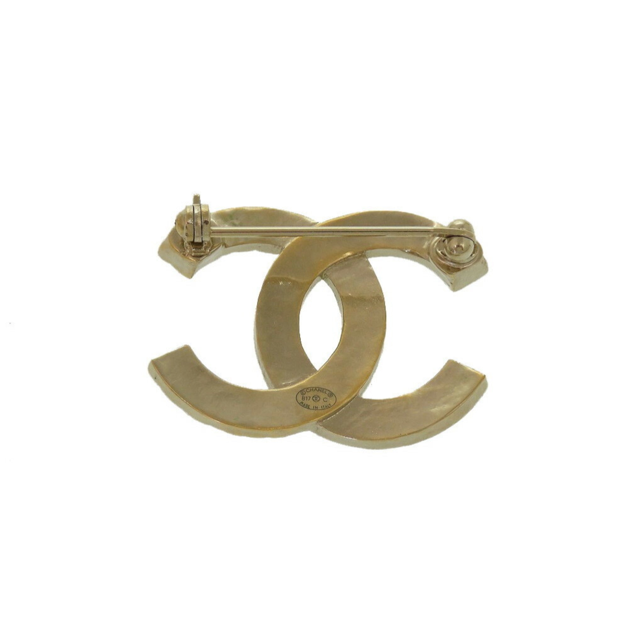 CC Logo Brooch Gold-Tone Metal