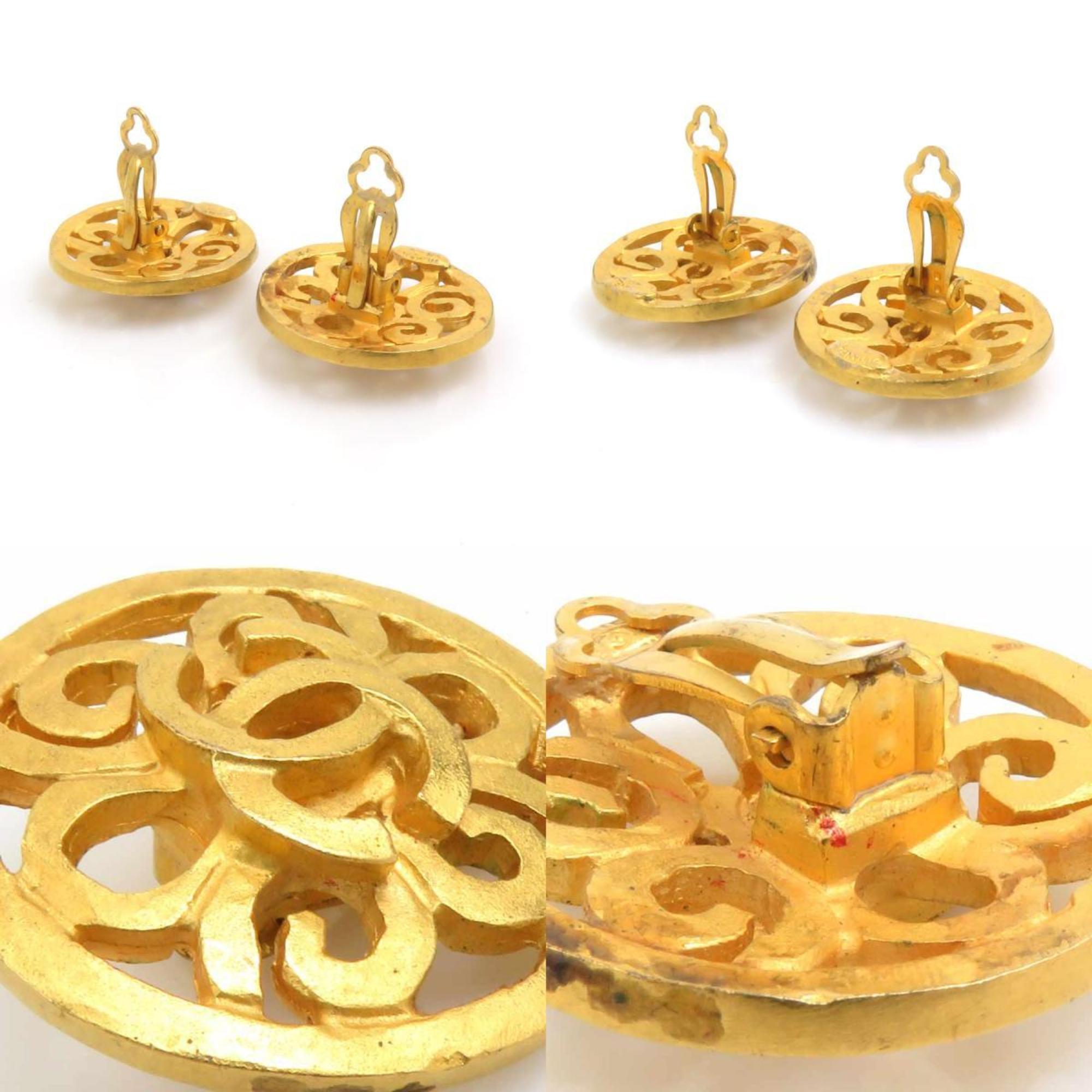 Clip-On Earrings Clip-On Gold-Tone Metal
