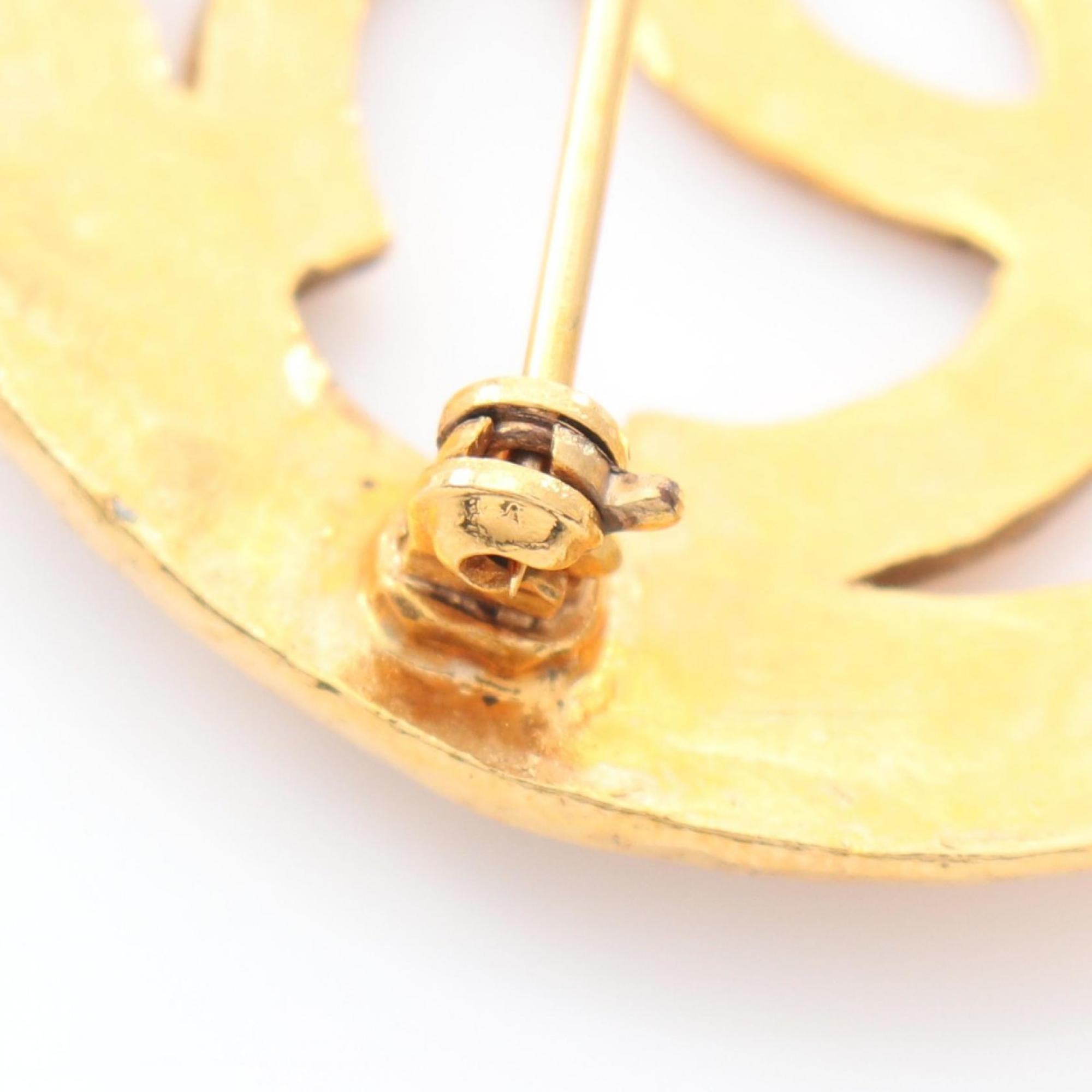 CC Logo Brooch Metal