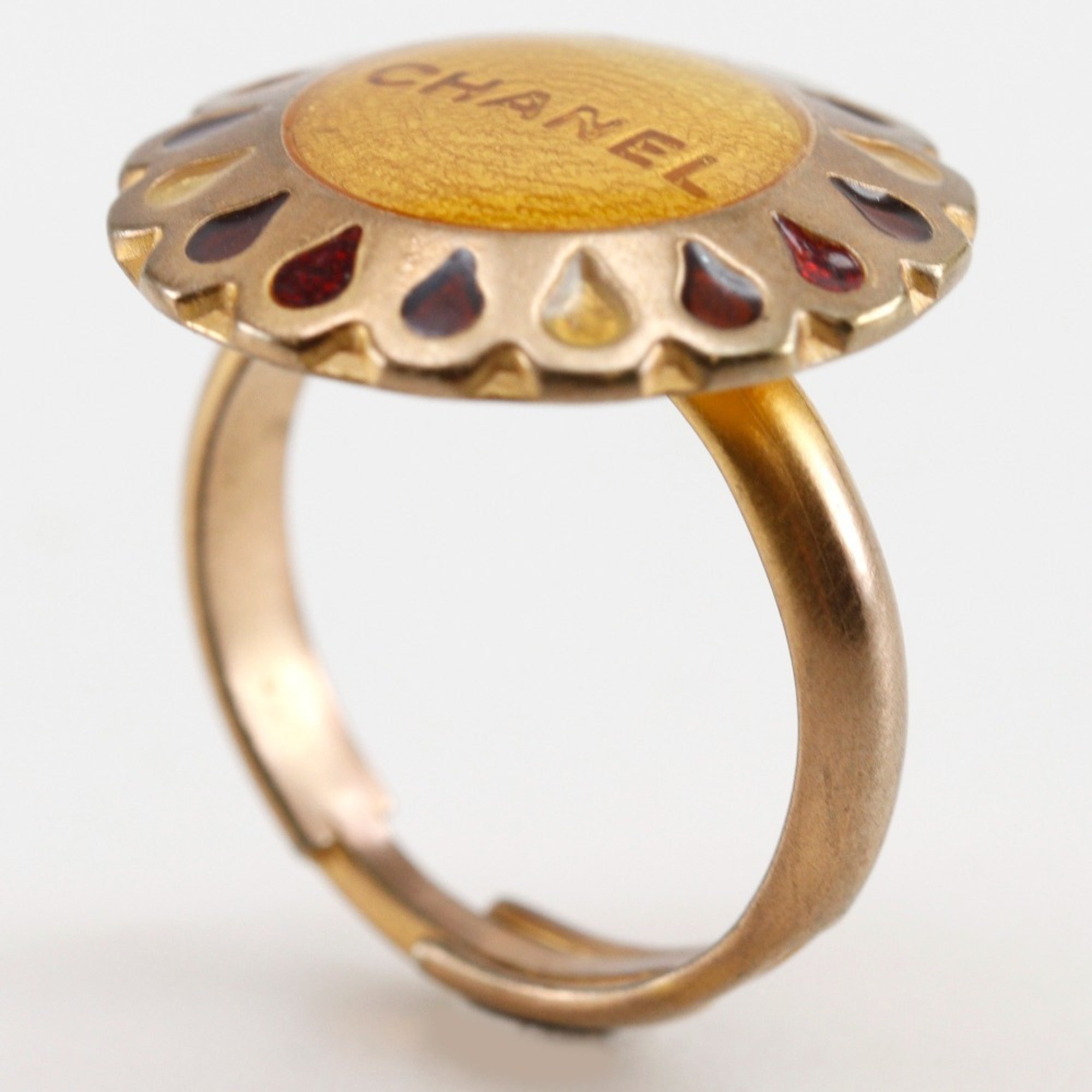 Flower Motif Ring Metal