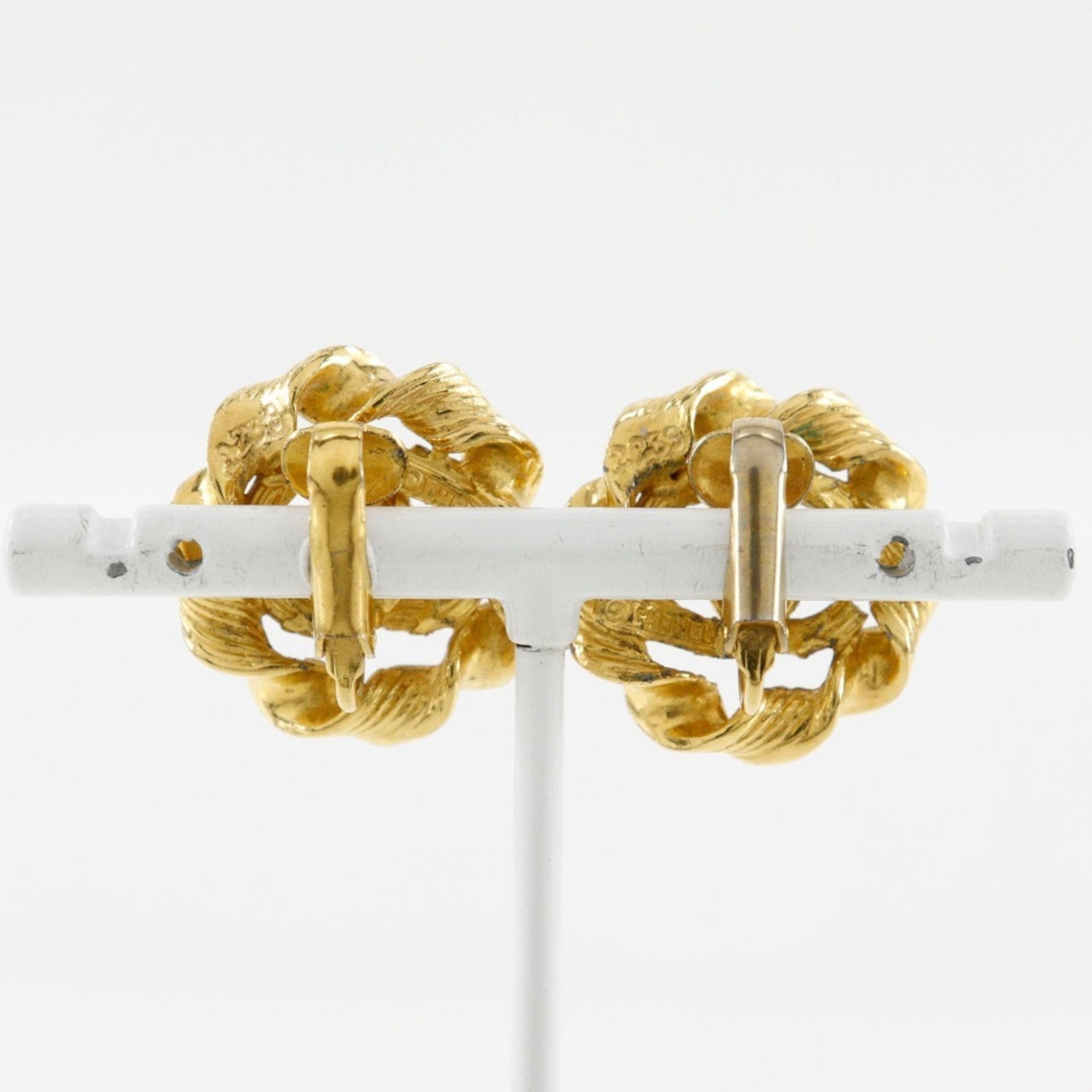 CC Logo Round Clip-On Earrings Metal