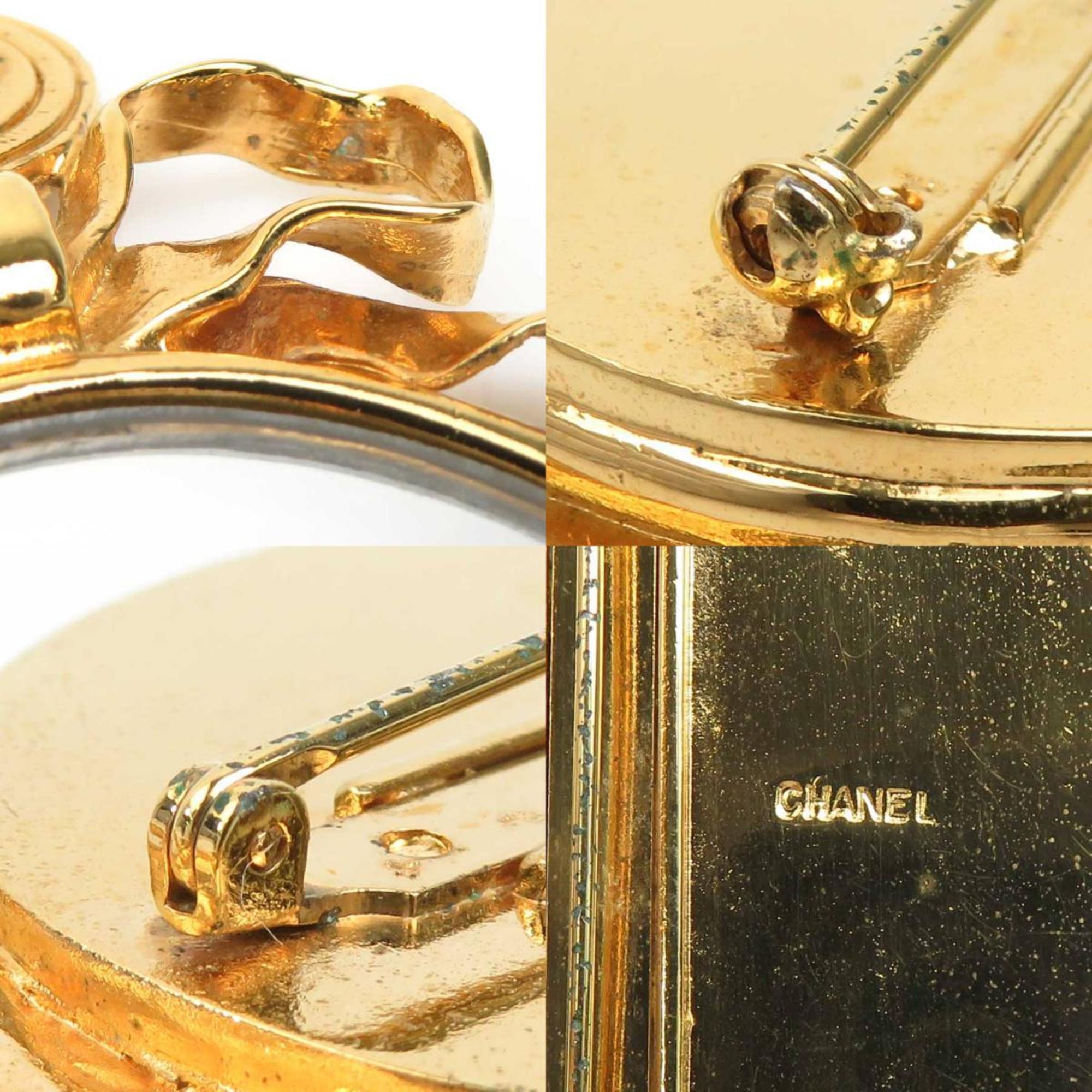 CC Logo Brooch Gold-Tone Metal