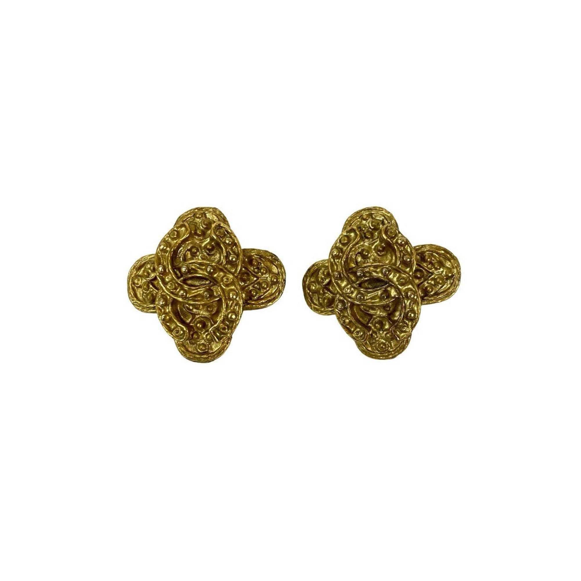 CC Logo Clip-On Earrings Metal Gold-Tone Metal