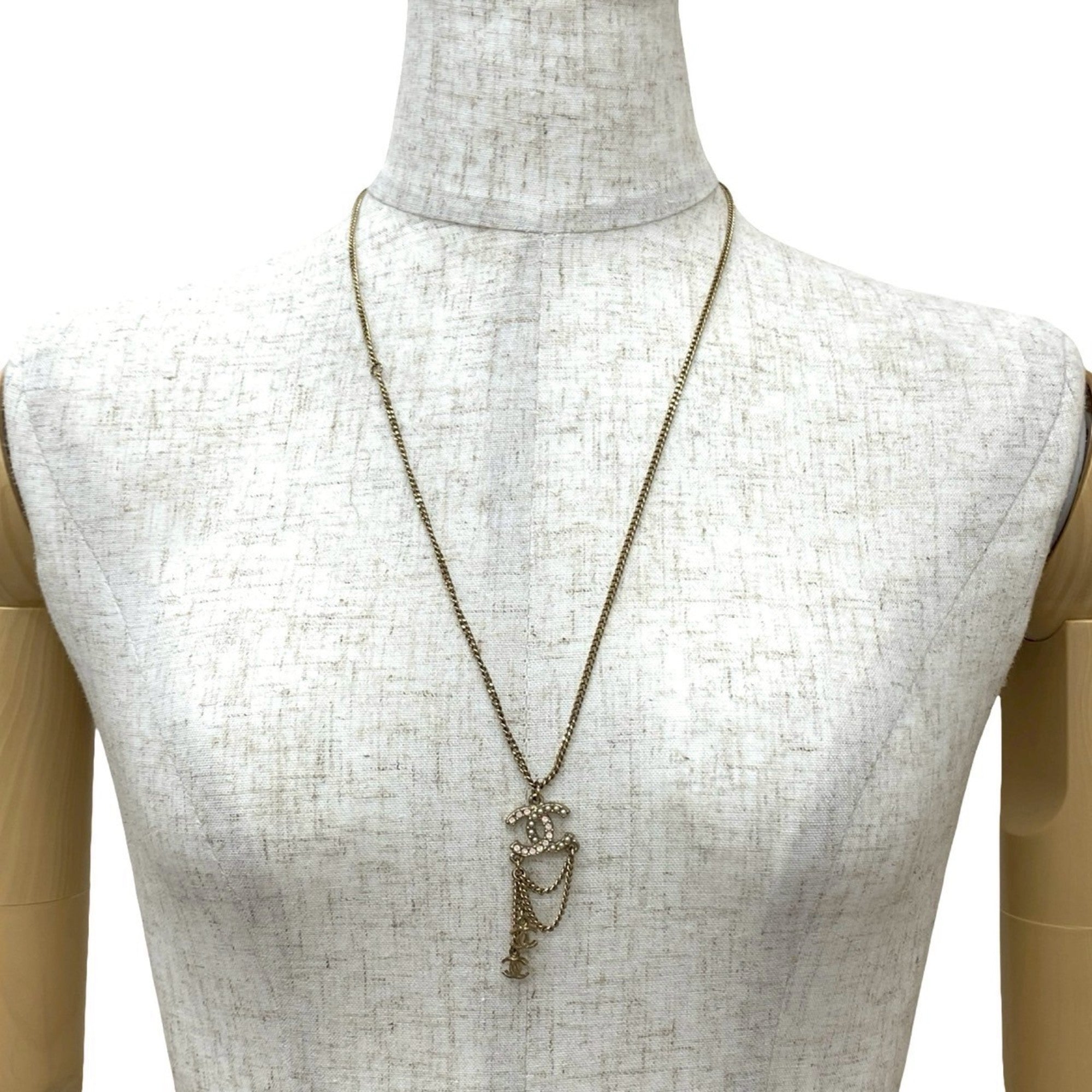 CC Logo Pendant Necklace Metal