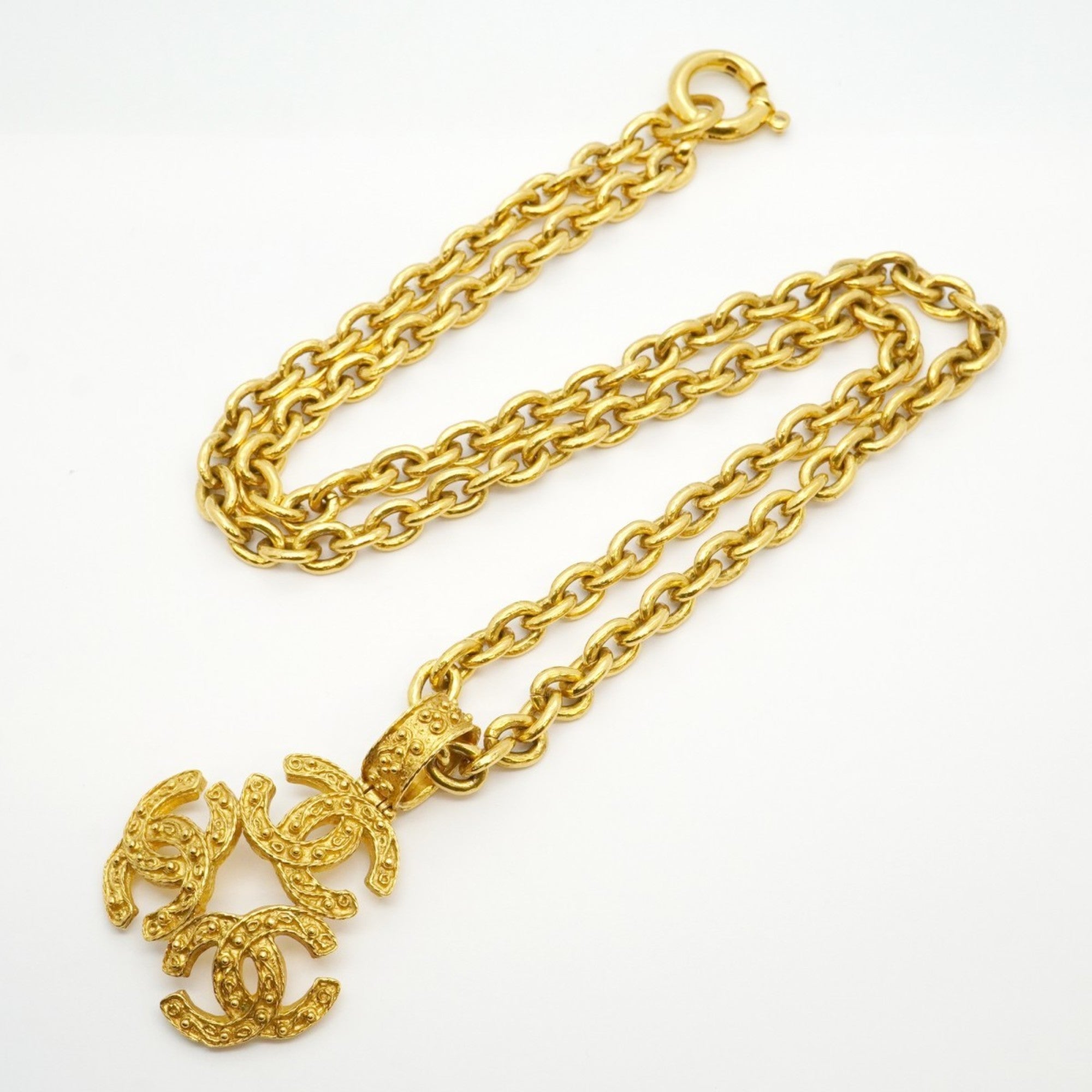 Triple Coco Pendant Necklace Metal