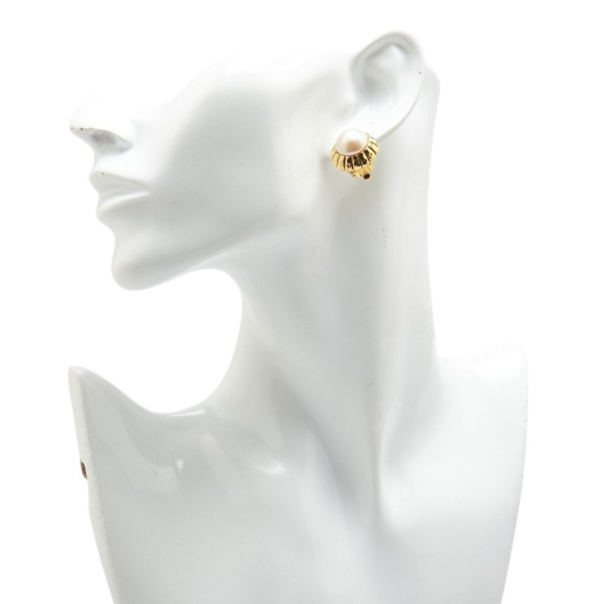 Vintage Earrings Pearl