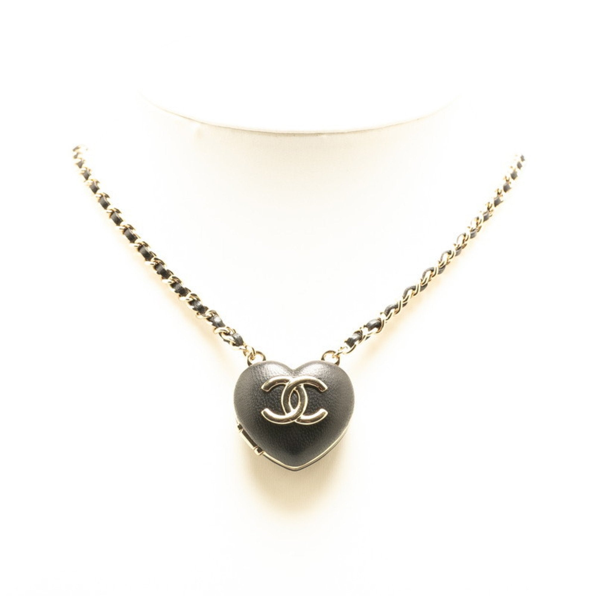 CC Logo Heart Pendant Necklace Metal