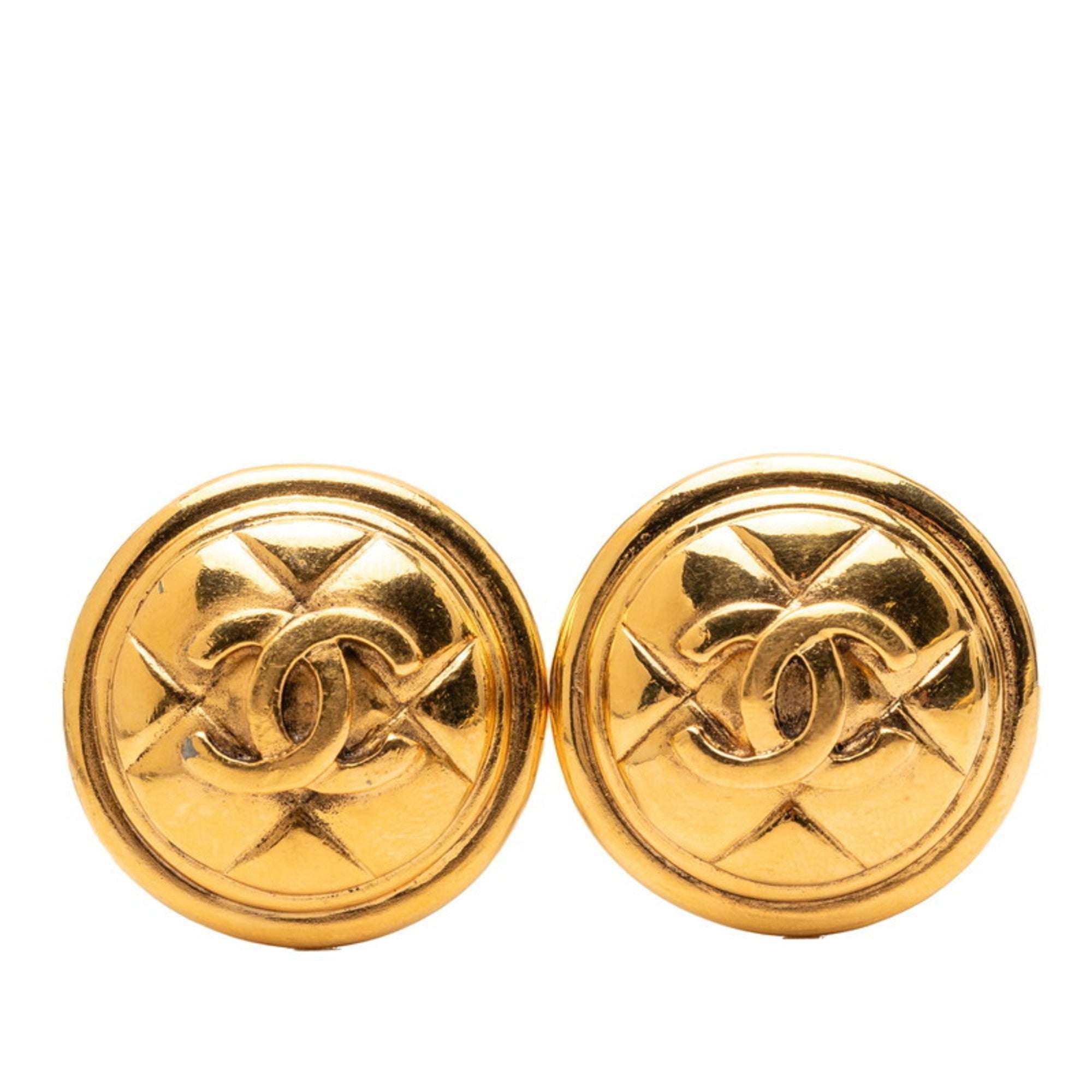 CC Logo Round Clip-On Earrings Metal Gold-Tone Metal
