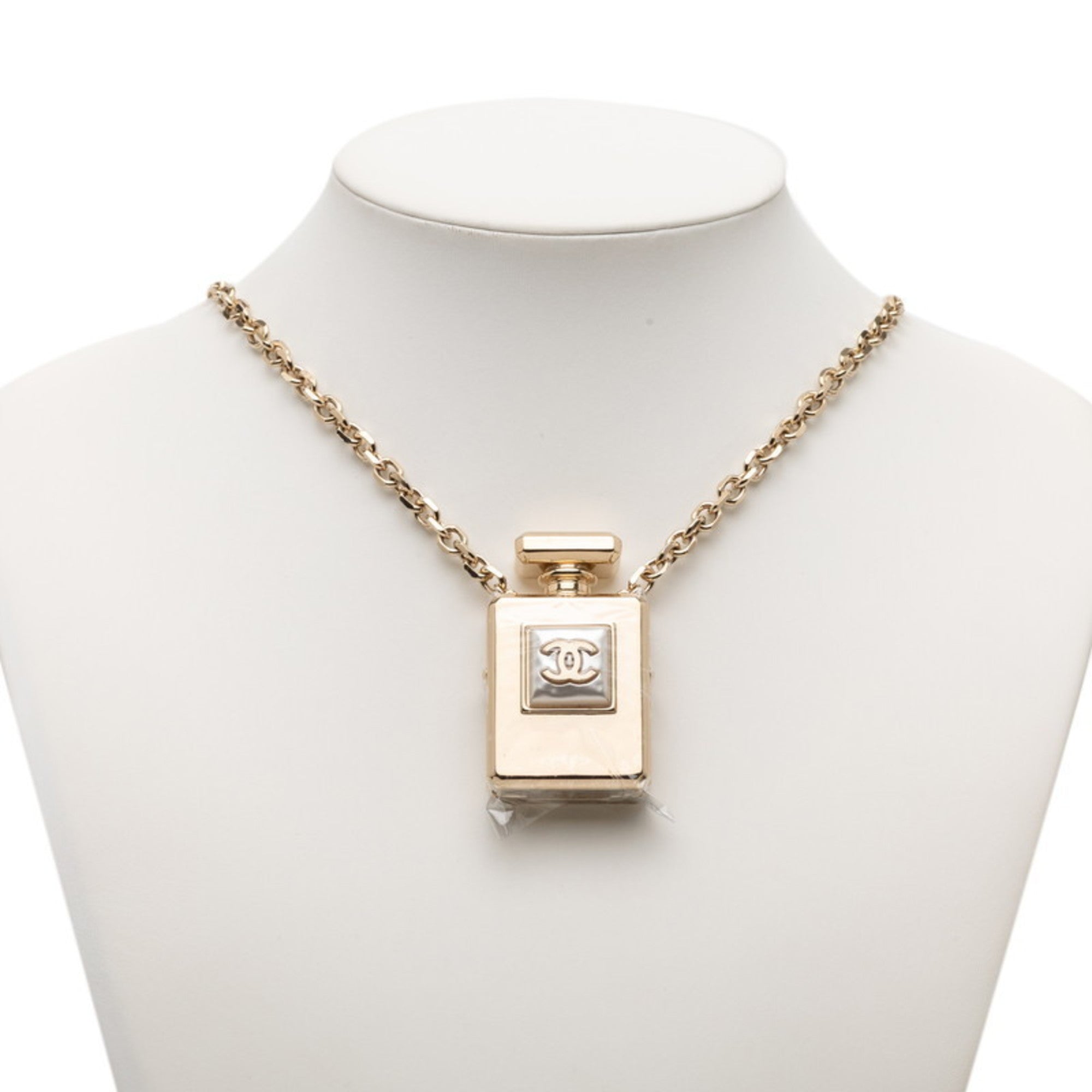 CC Logo Pendant Necklace Metal