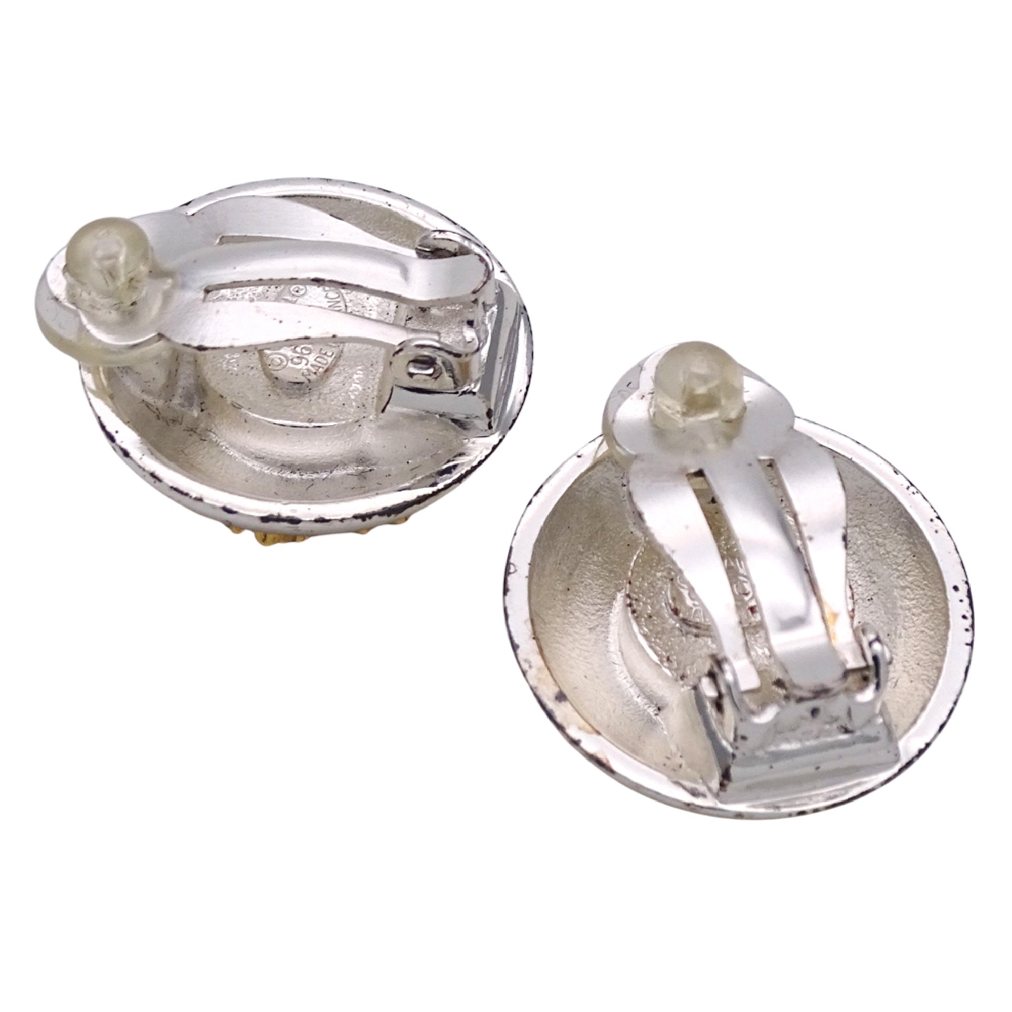 CC Logo Round Clip-On Earrings Metal Gold-Tone Metal