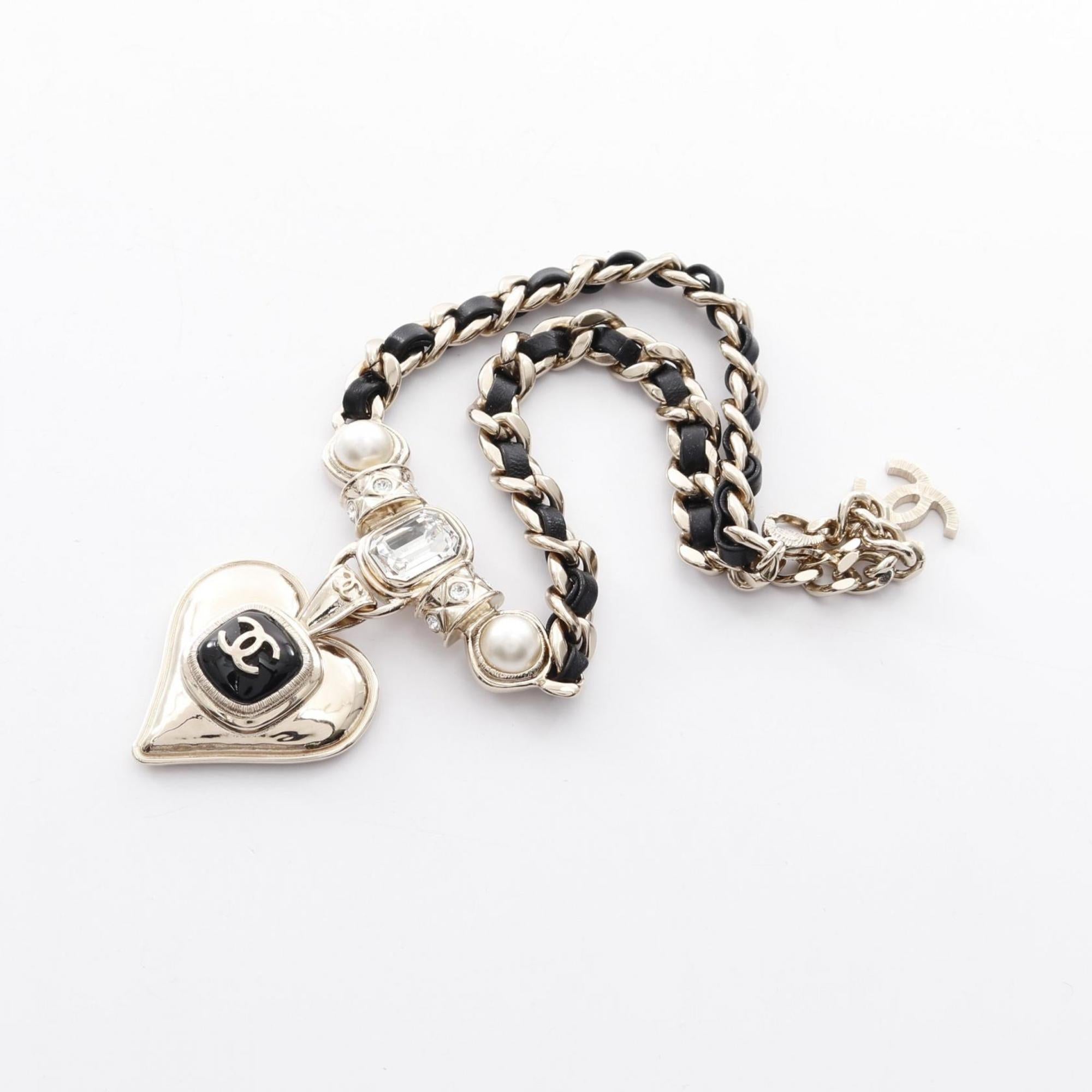 CC Logo Heart Pendant Necklace Metal