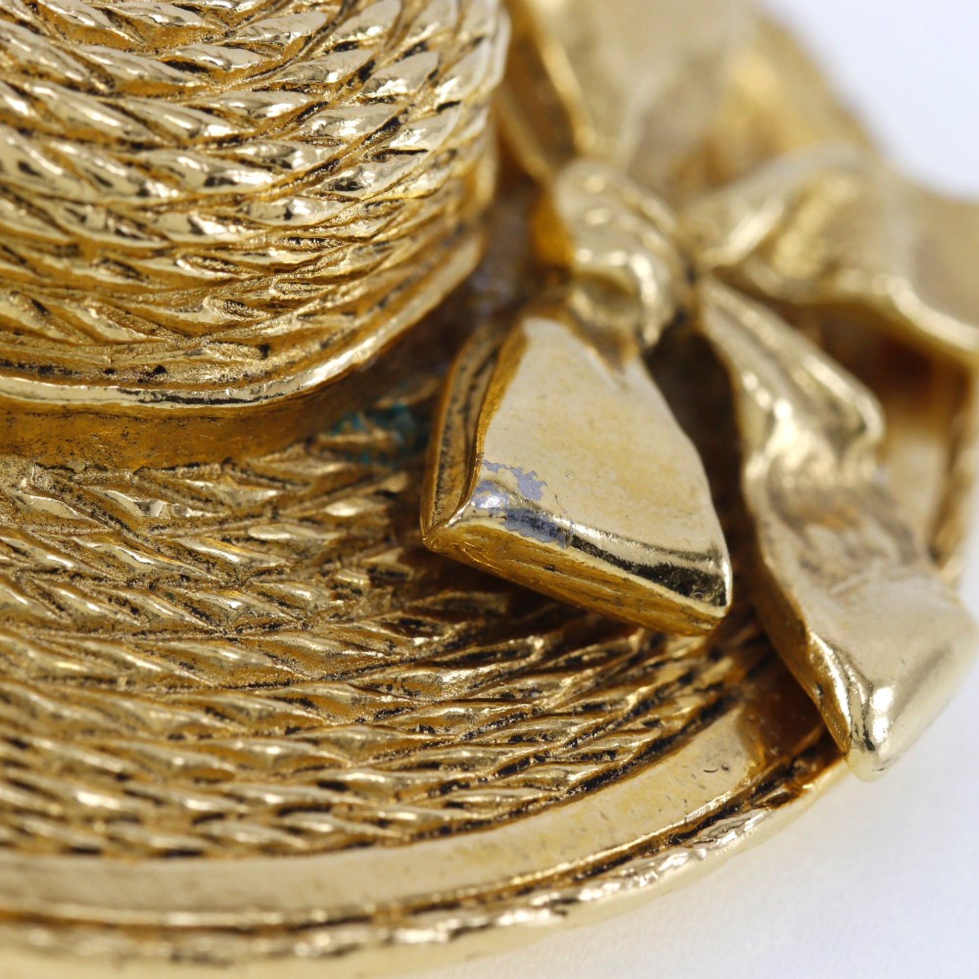 Straw Hat Brooch Metal