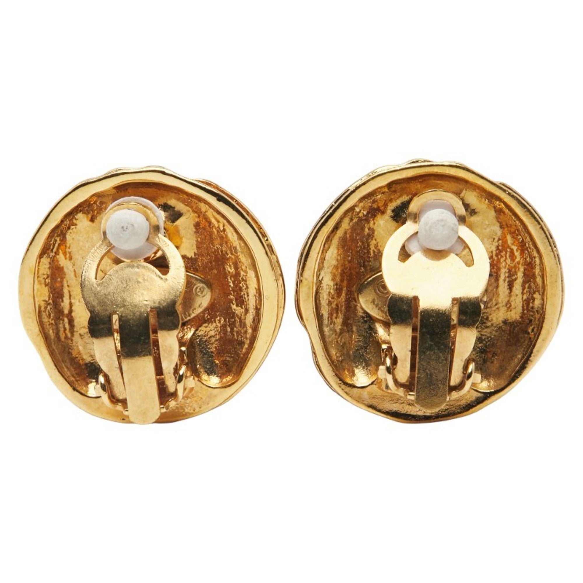 CC Logo Round Clip-On Earrings Metal Gold-Tone Metal