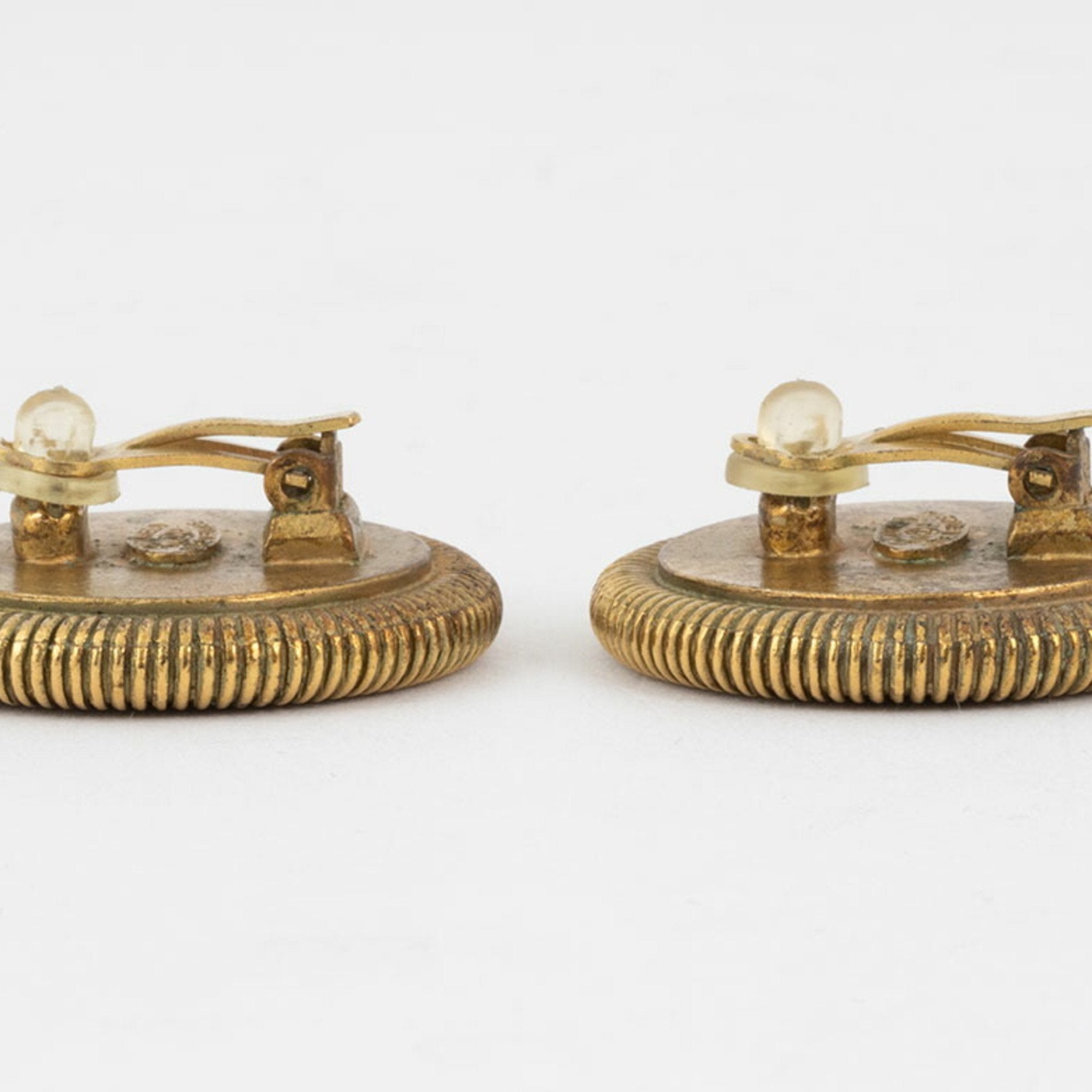 Clip-On Earrings Shell
