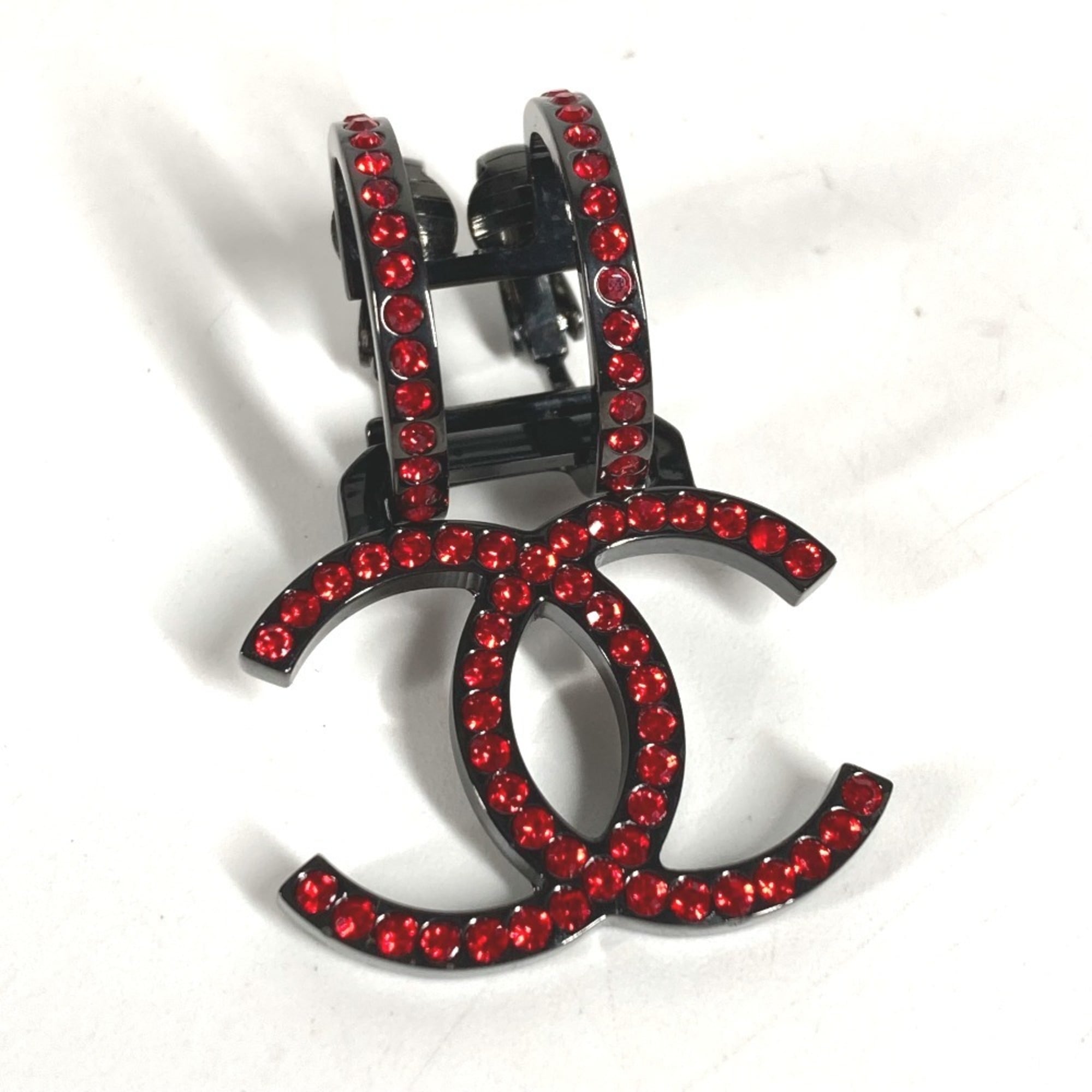 CC Logo Clip-On Single Earring Metal