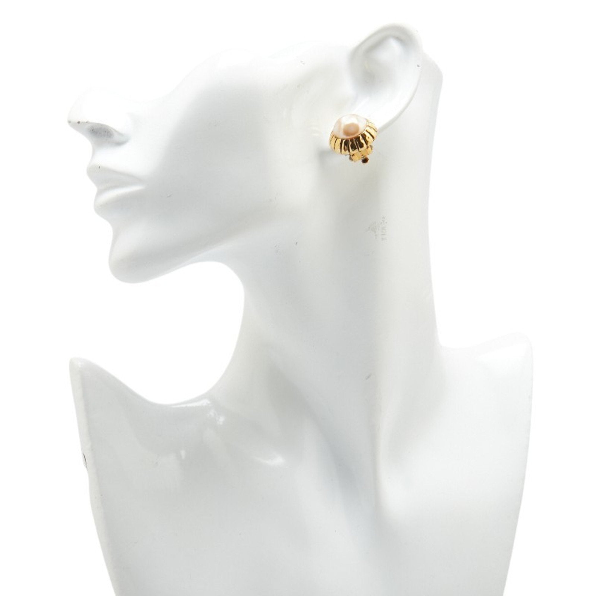 Clip-On Earrings Pearl Clip-On Gold-Tone Metal