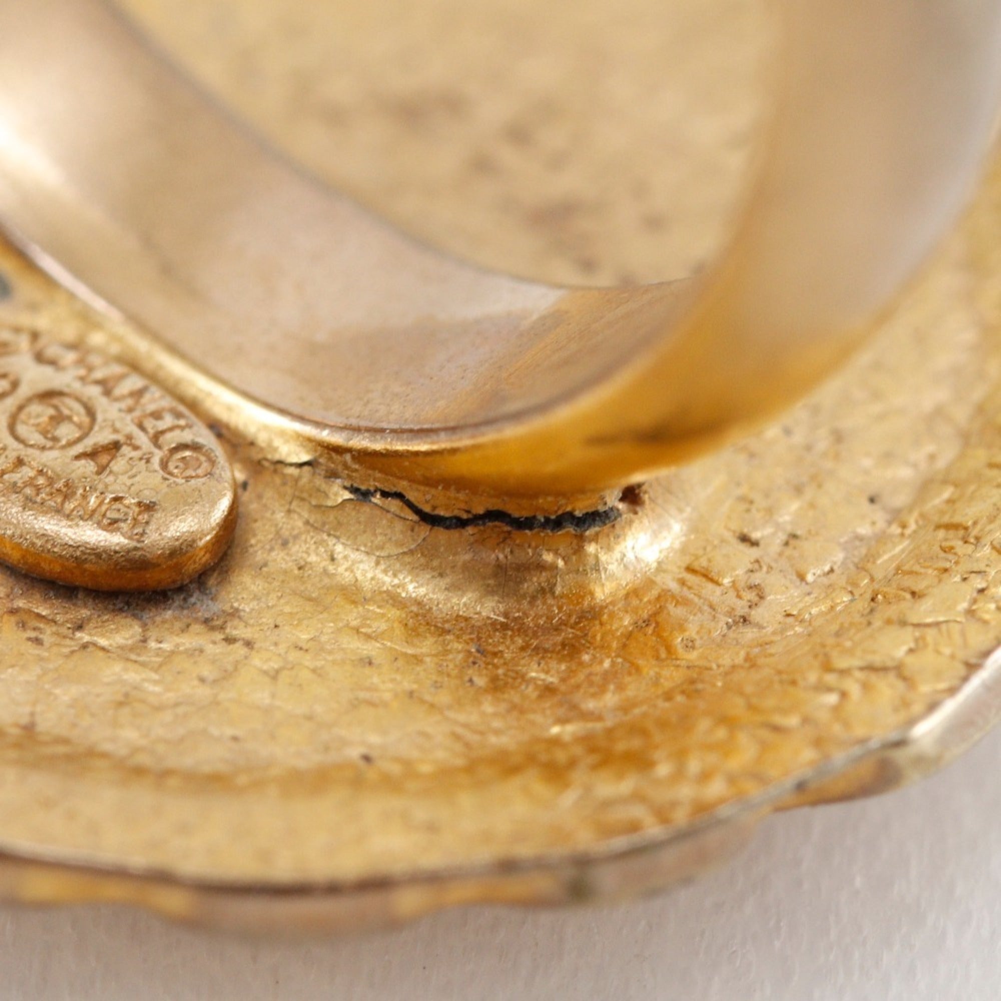 Flower Motif Ring Metal