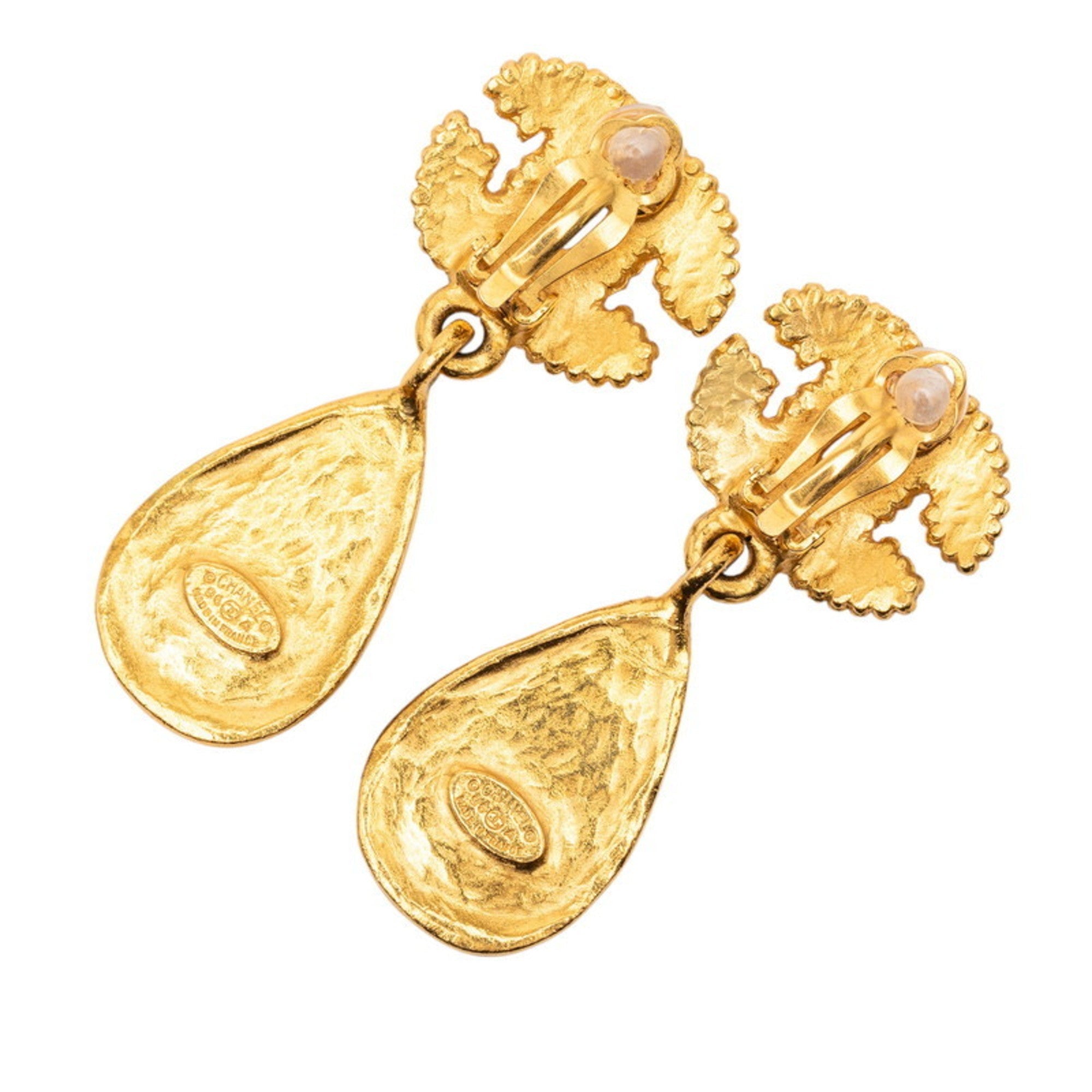 CC Logo Clip-On Earrings Metal Gold-Tone Metal