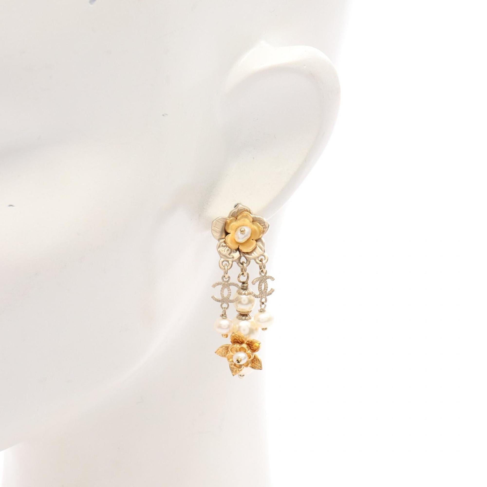 CC Logo Earrings Metal