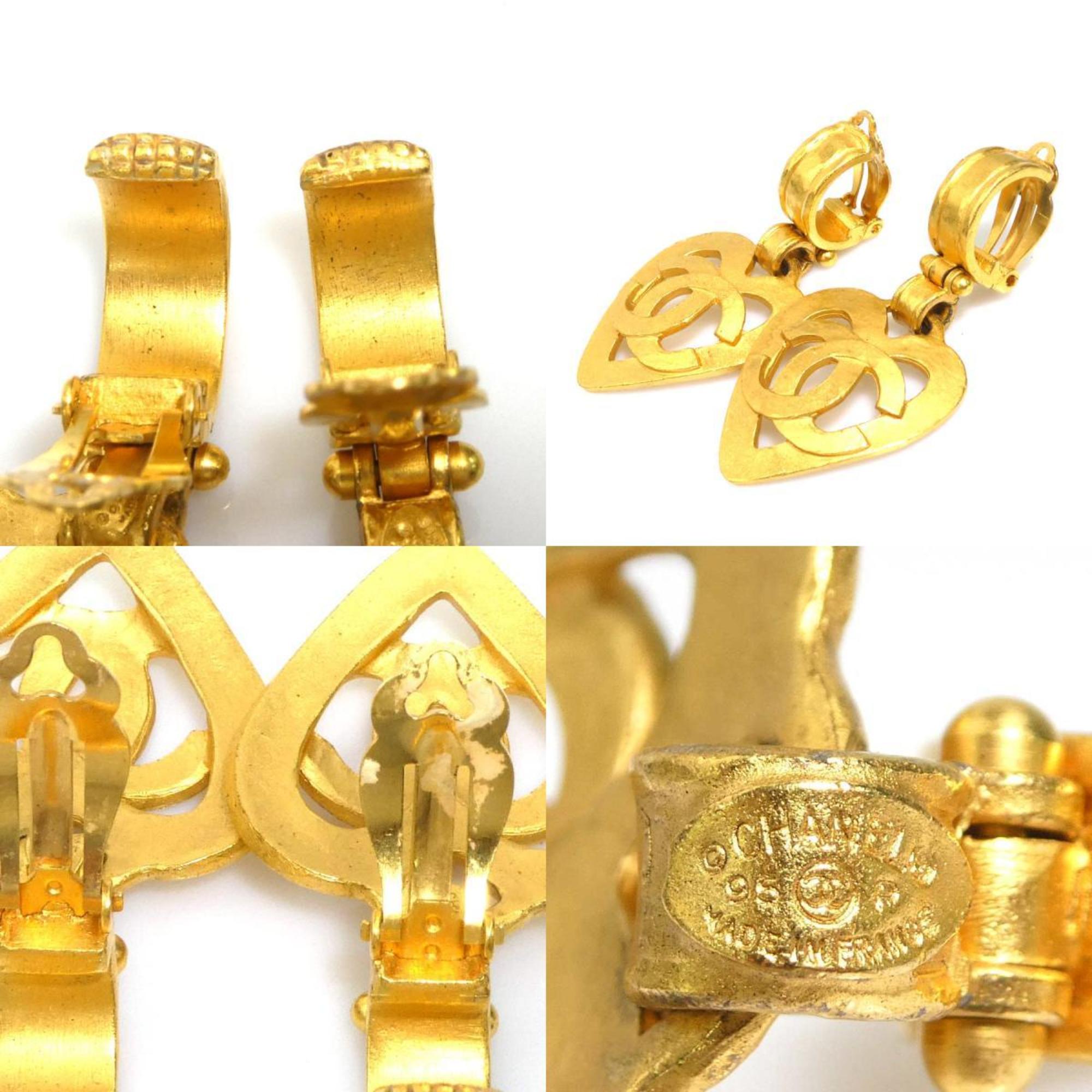 CC Logo Heart Clip-On Earrings Gold-Tone Metal Gold-Tone Metal