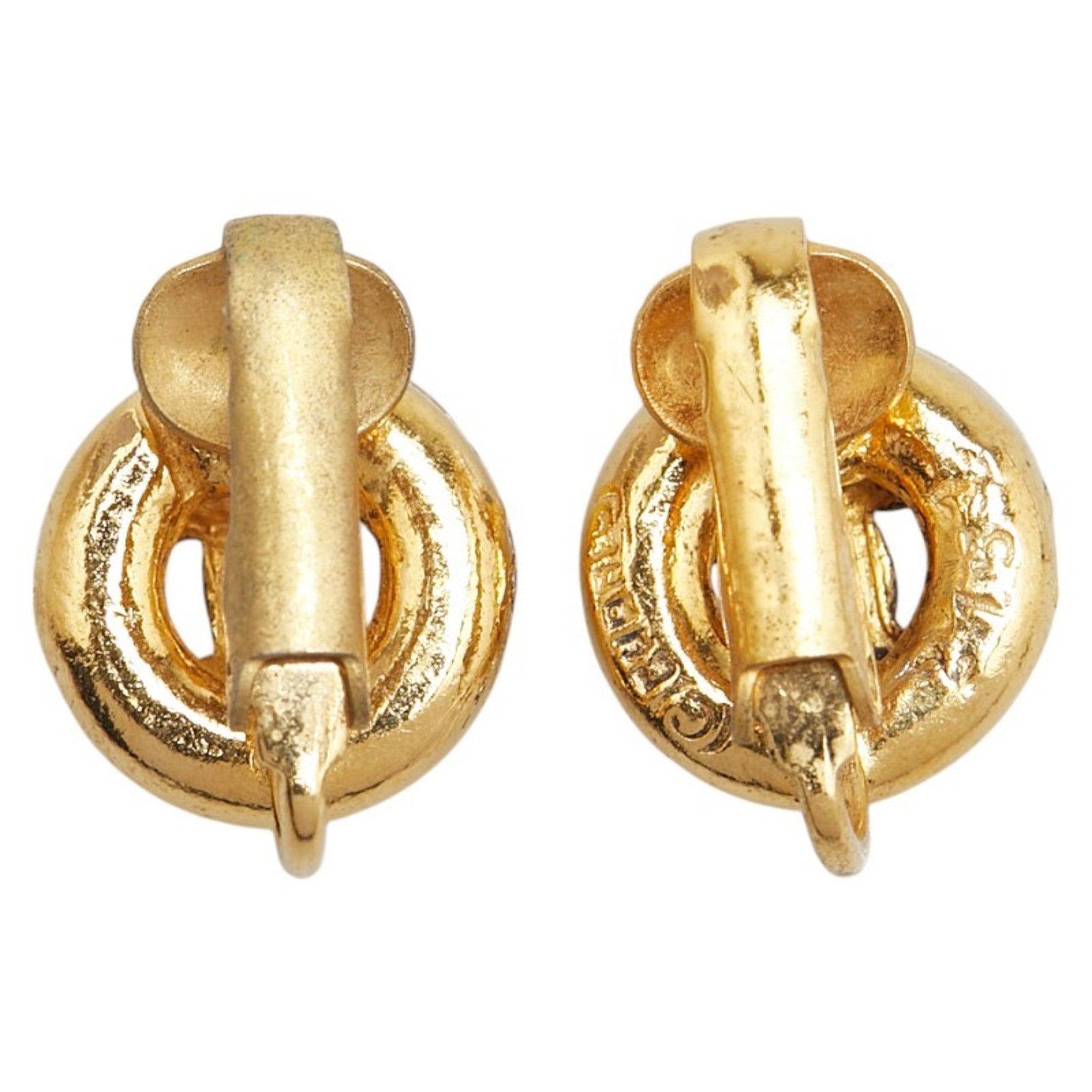 CC Logo Round Clip-On Earrings Metal Gold-Tone Metal