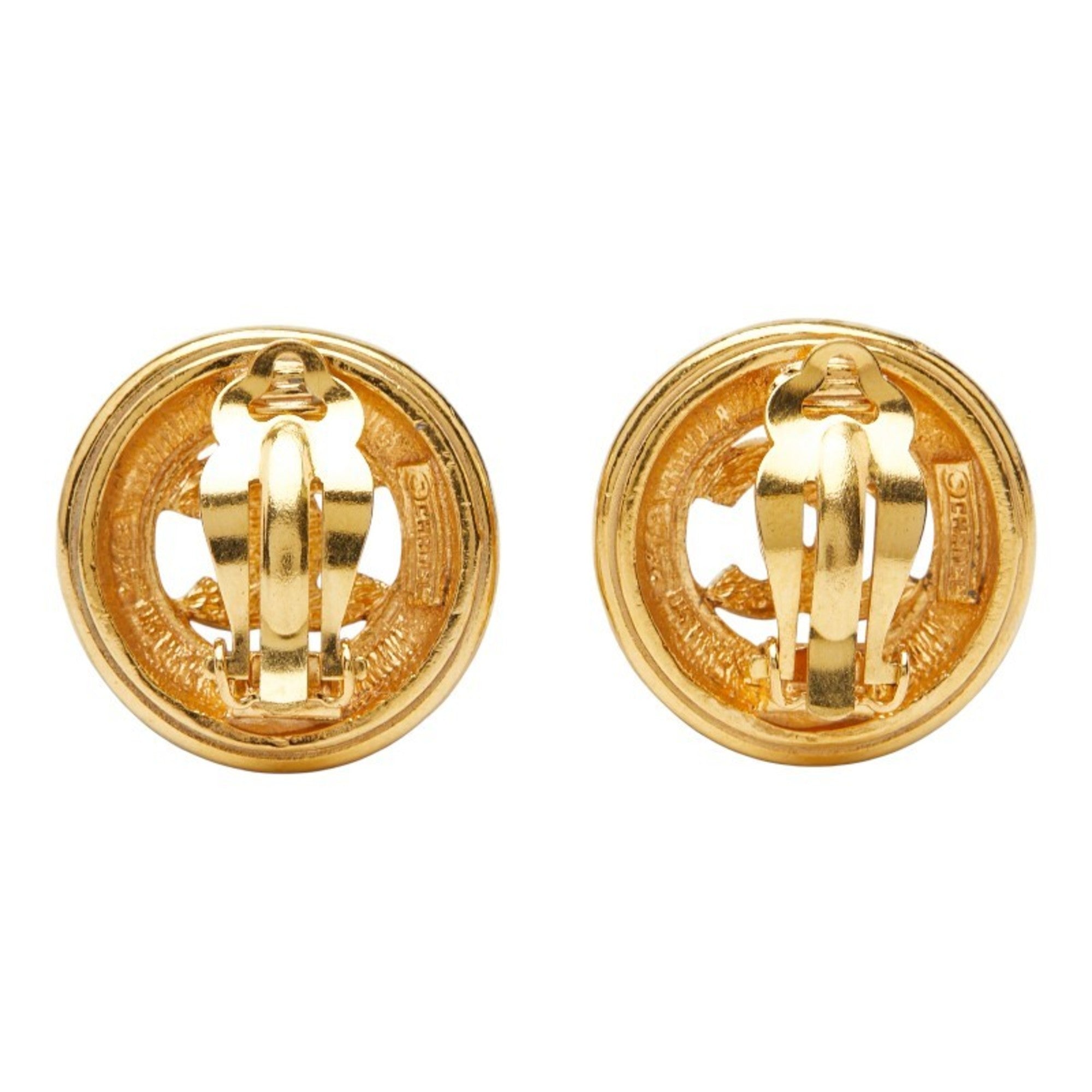CC Logo Round Clip-On Earrings Metal Gold-Tone Metal