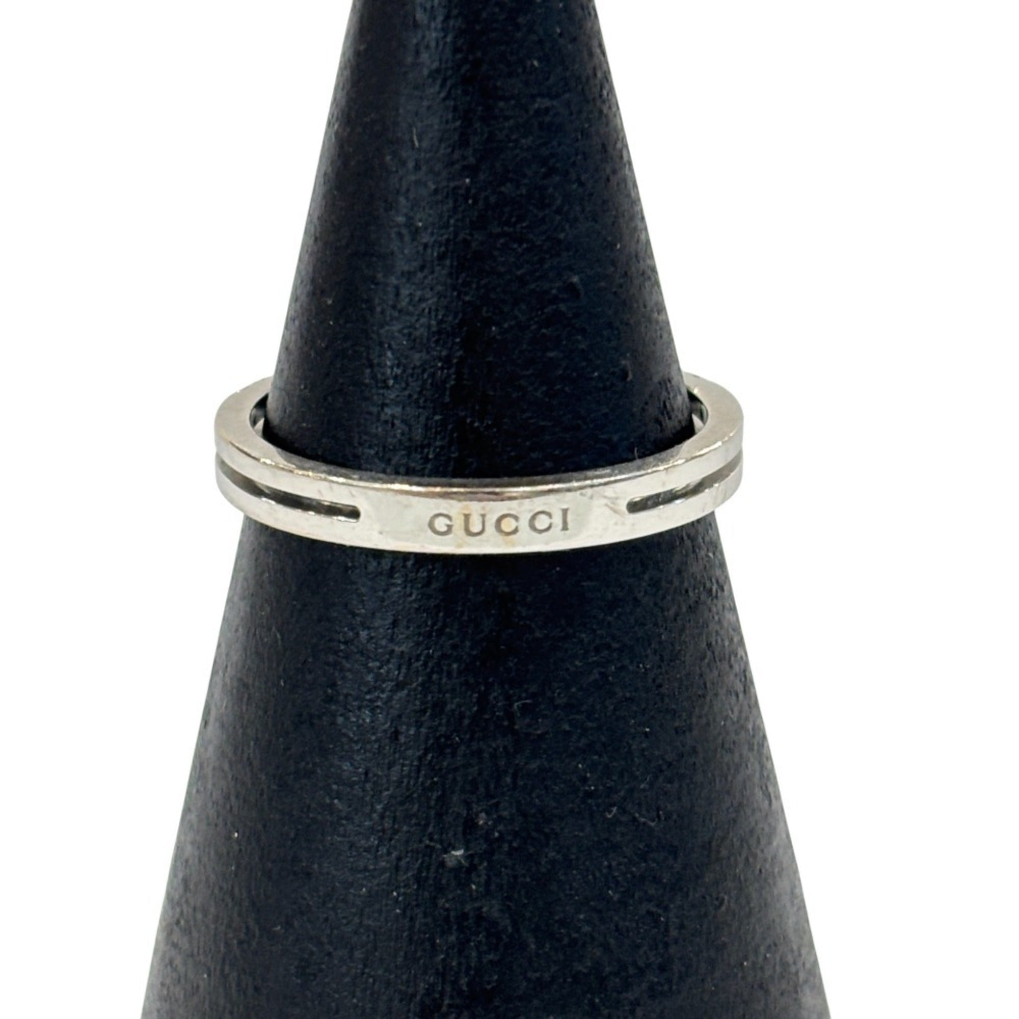 Band Ring 18K White Gold with Diamond