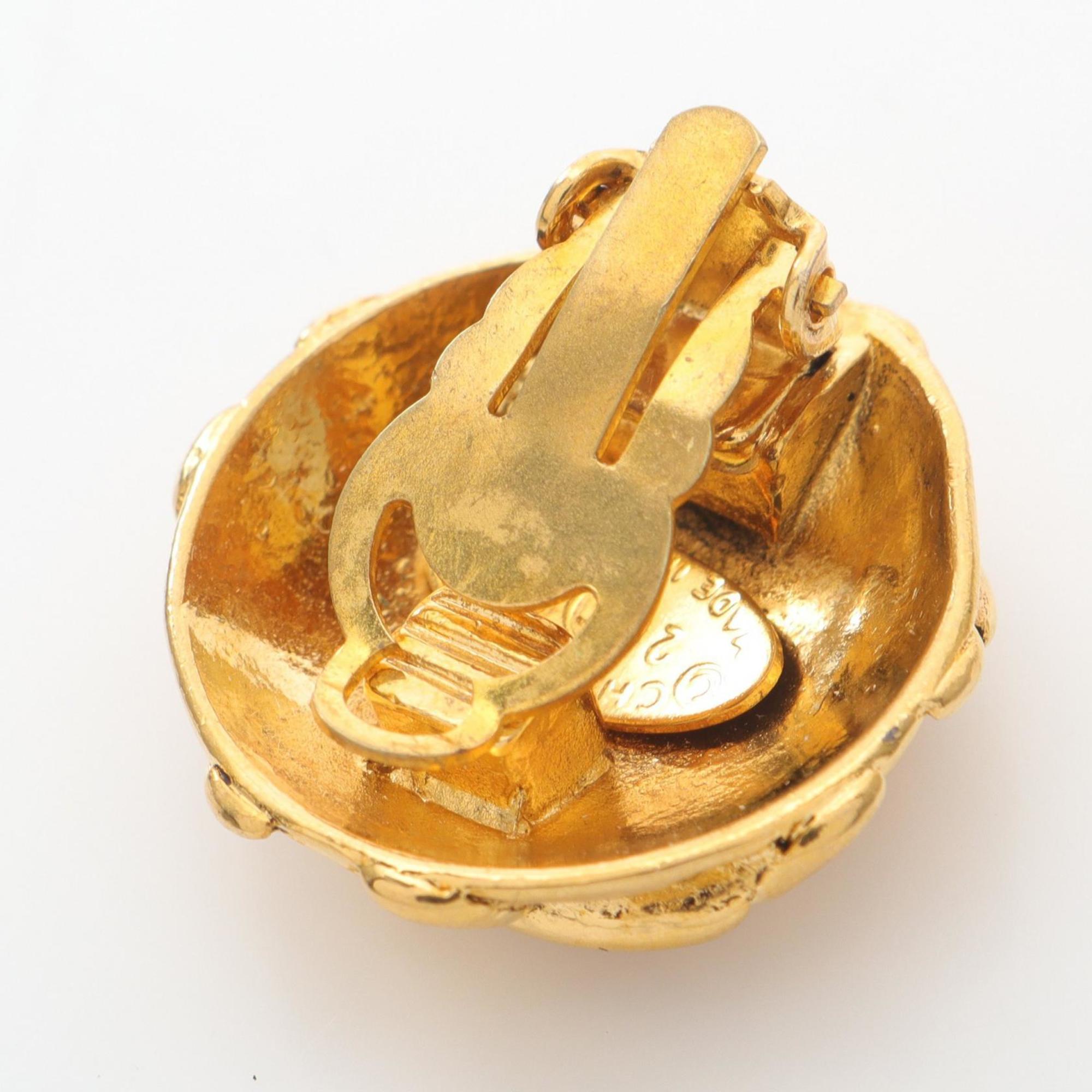 CC Logo Clip-On Earrings Metal Gold-Tone Metal