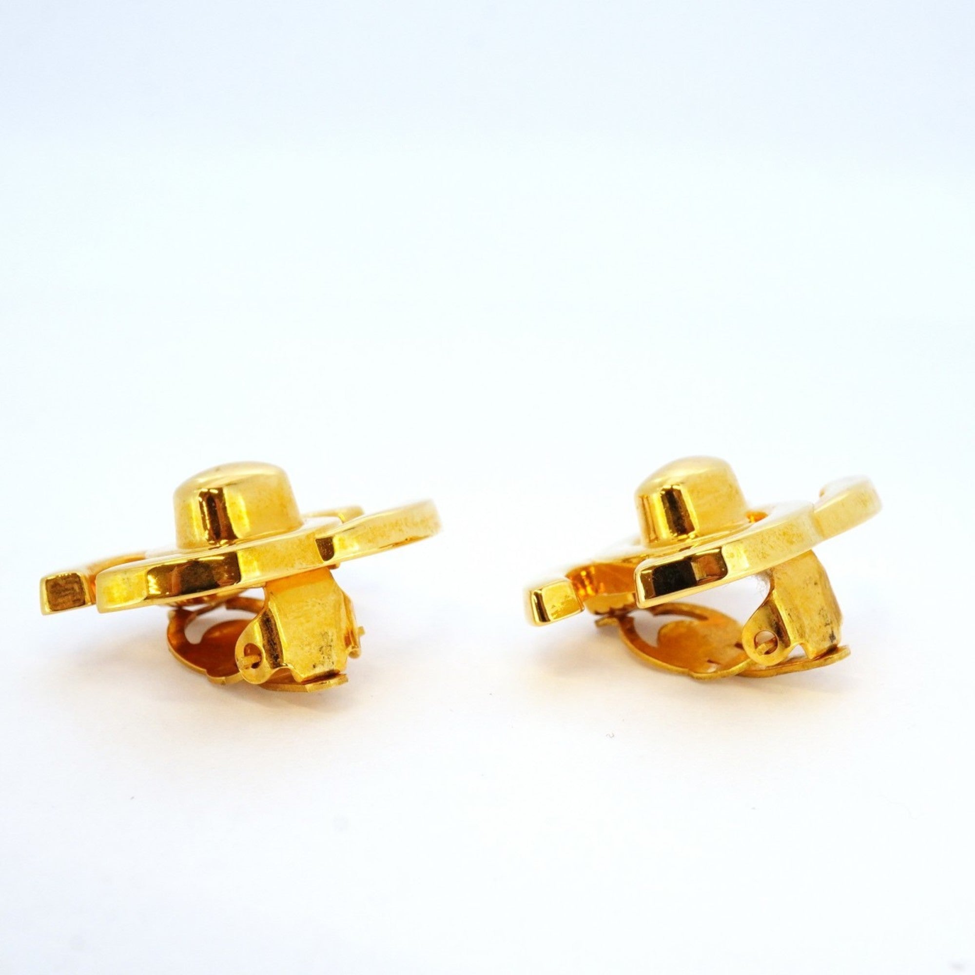 CC Logo Lock Clip-On Earrings Metal Gold-Tone Metal