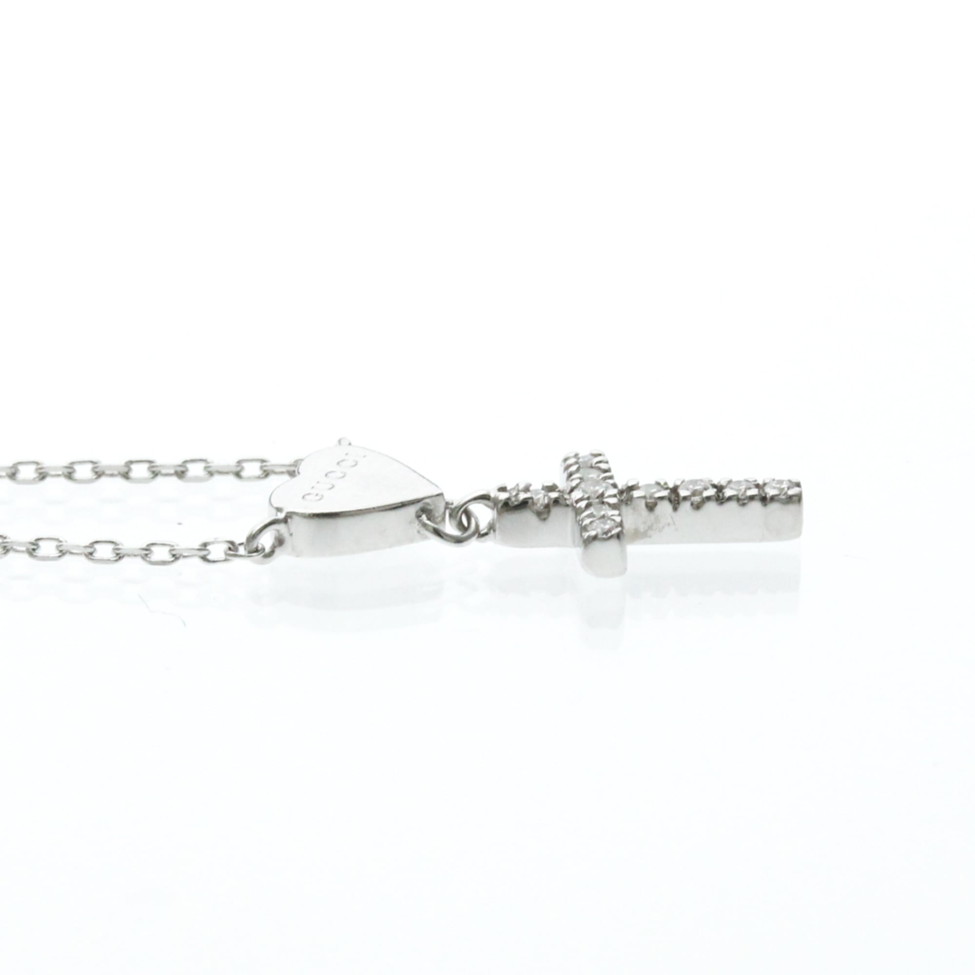 Pendant Necklace 18K White Gold with Diamond