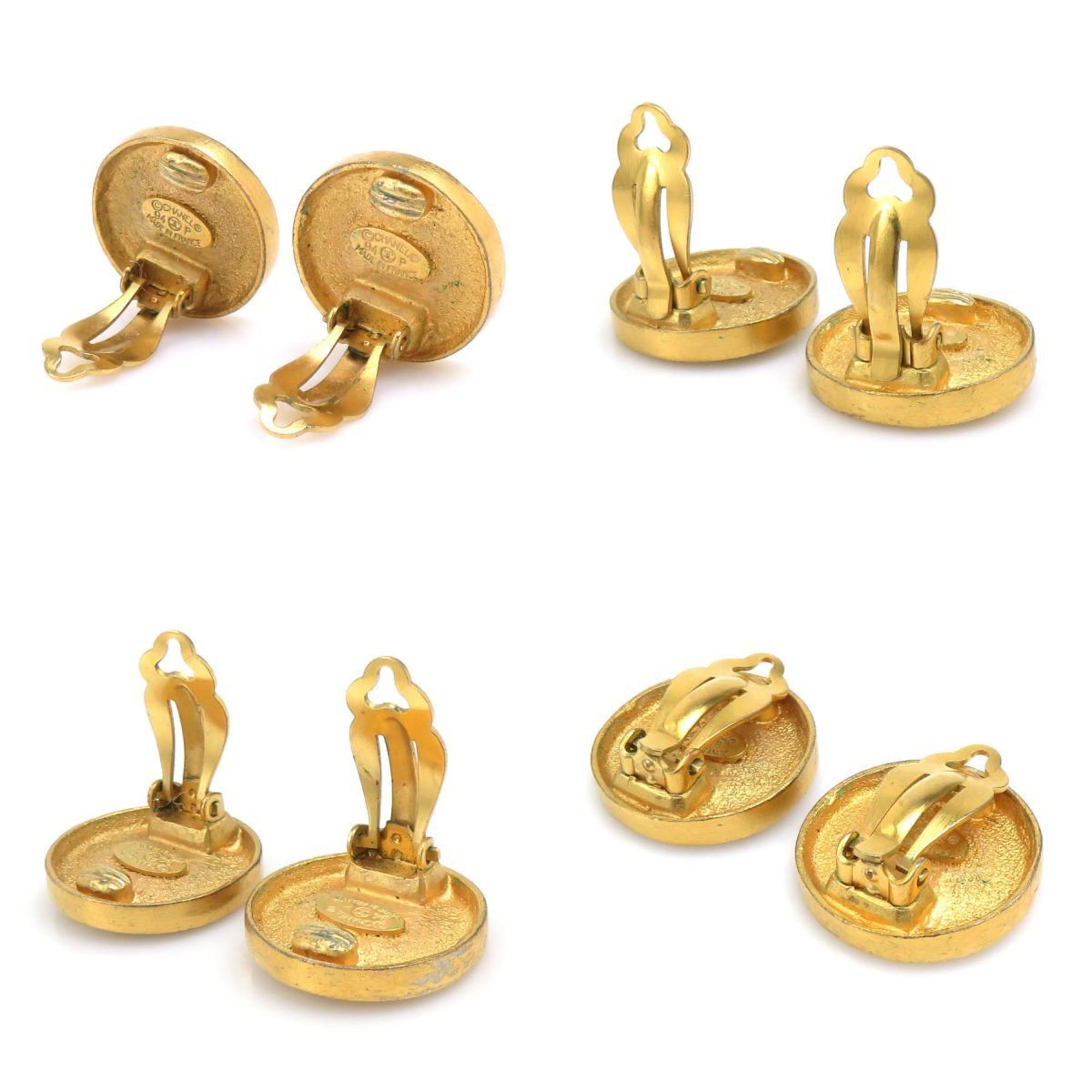CC Logo Clip-On Earrings Gold-Tone Metal Gold-Tone Metal