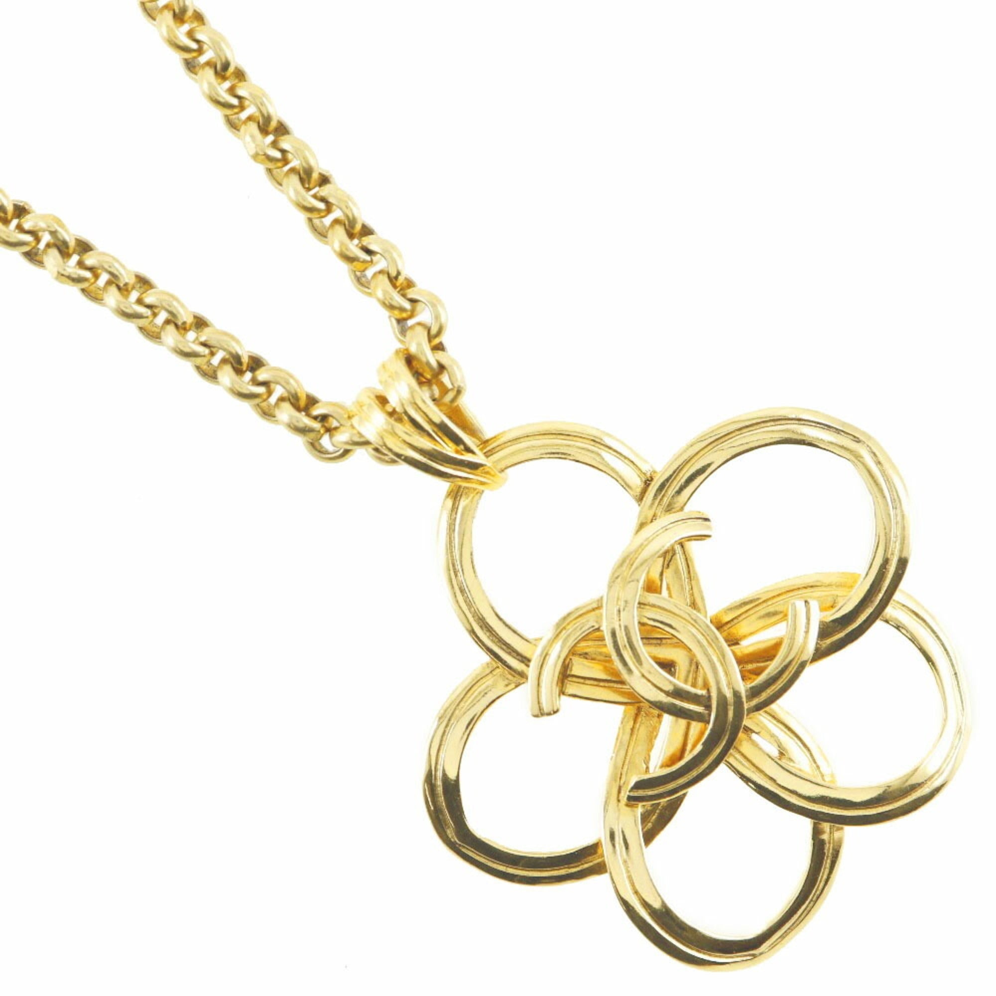 CC Logo Turnlock Flower Pendant Necklace Metal