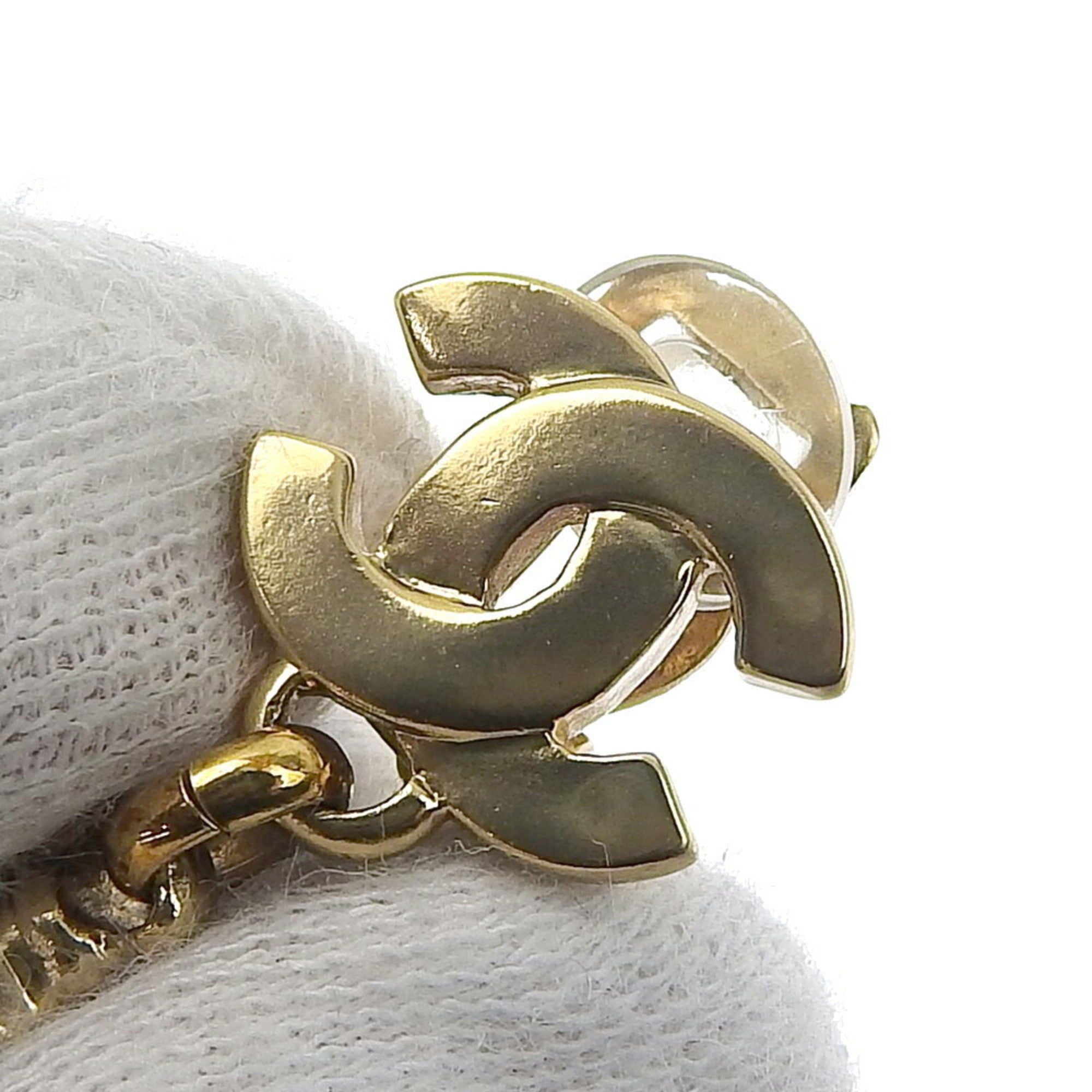 CC Logo Earrings Metal Gold-Tone Metal