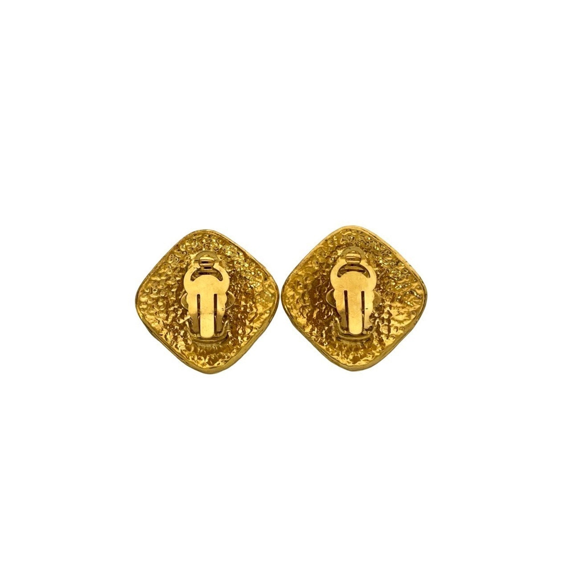 CC Logo Clip-On Earrings Metal Gold-Tone Metal