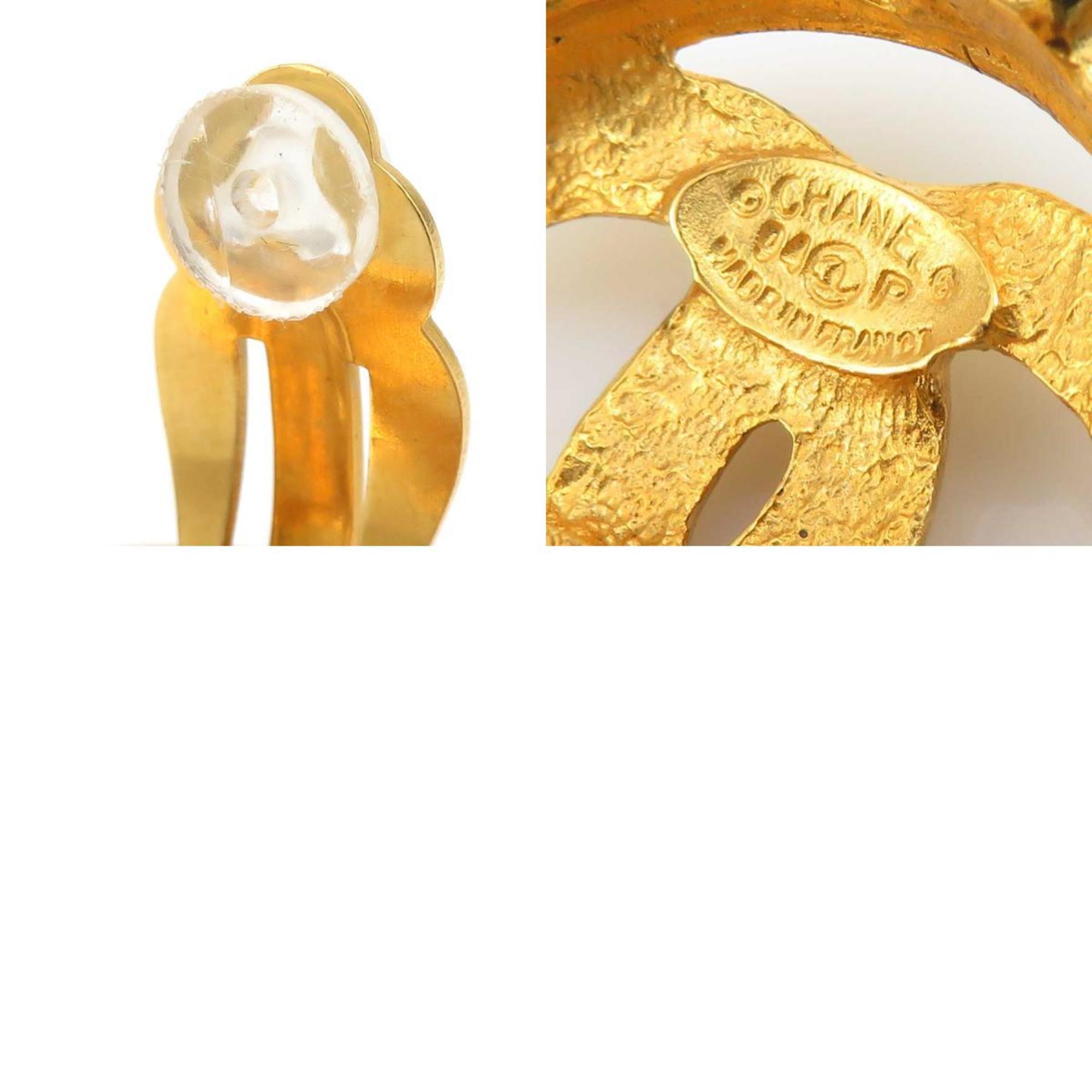CC Logo Clip-On Earrings Gold-Tone Metal Gold-Tone Metal