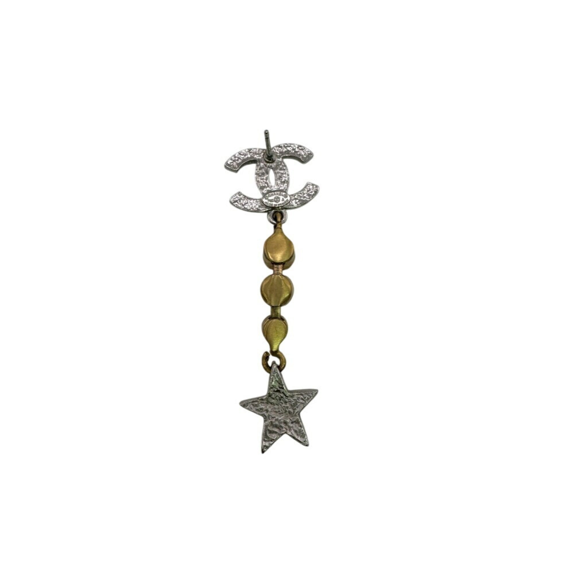 CC Logo Star Single Earring Gold-Tone Metal Gold-Tone Metal