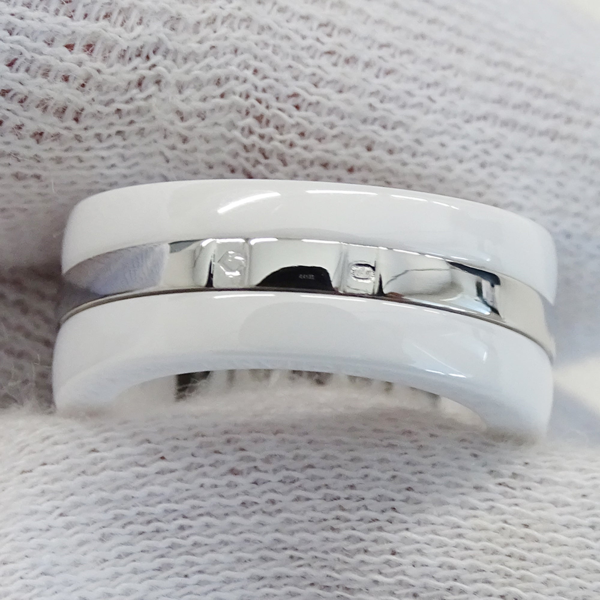 Band Ring White Ceramic and 18K White Gold with Diamonds