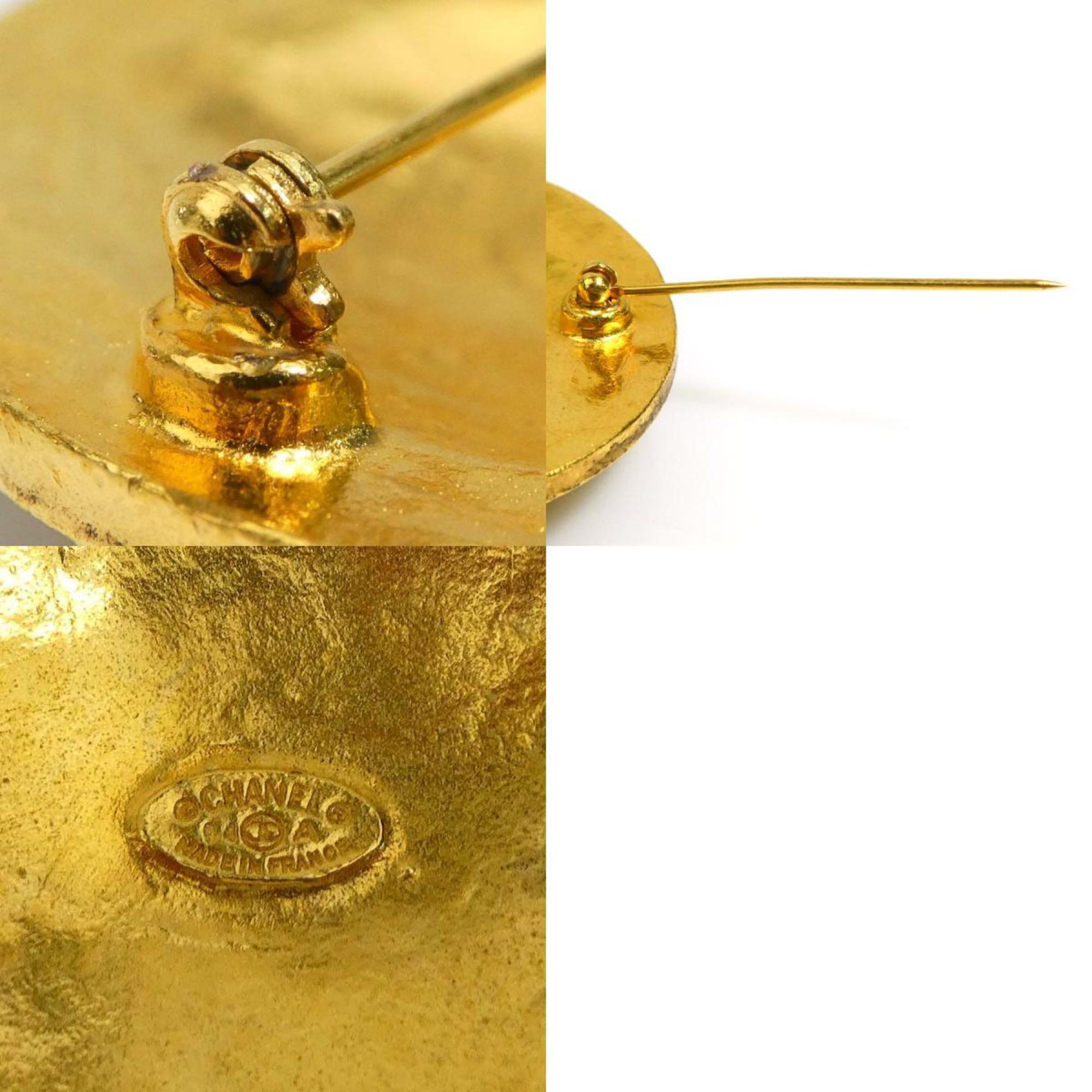 CC Logo Brooch Gold-Tone Metal