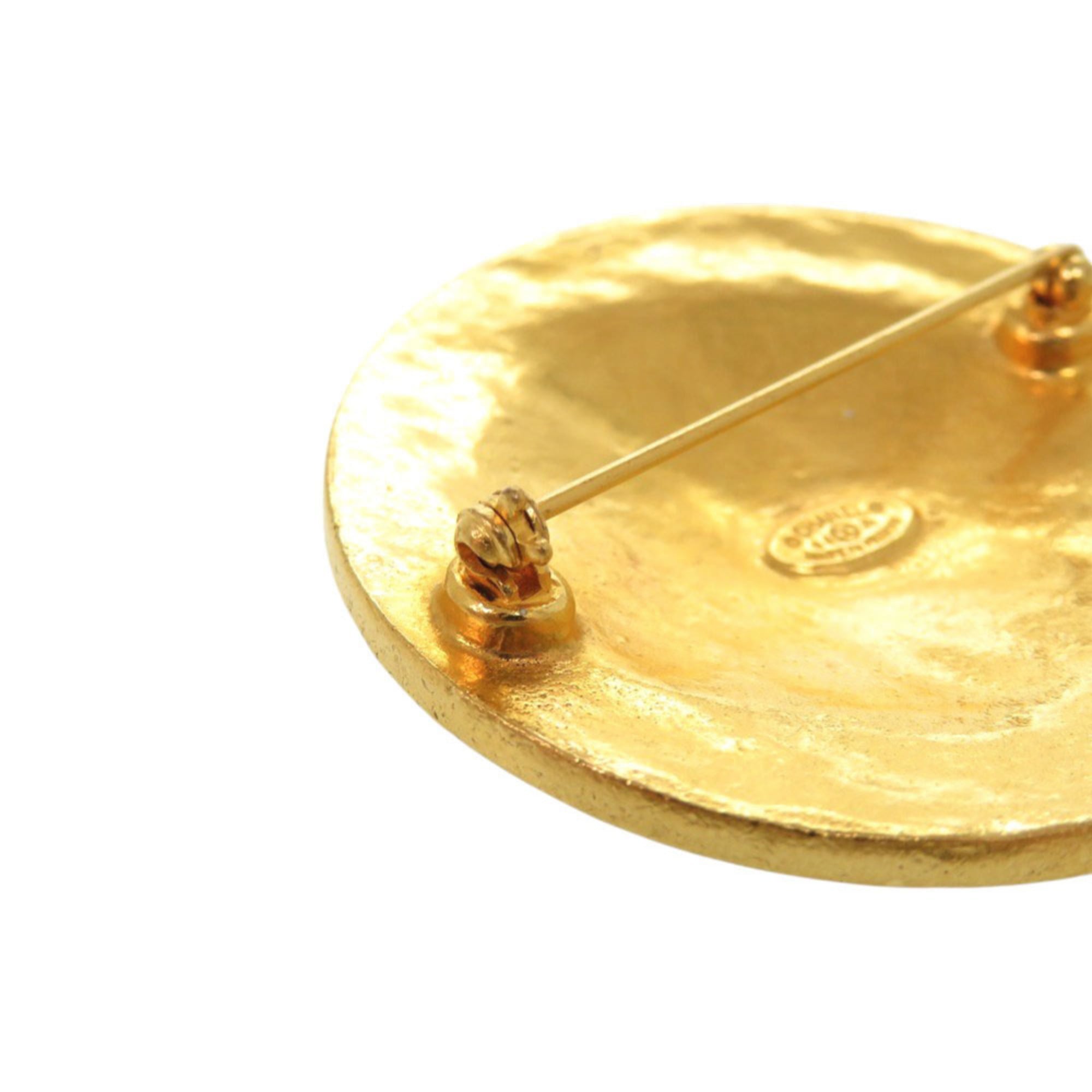 CC Logo Brooch Gold-Tone Metal