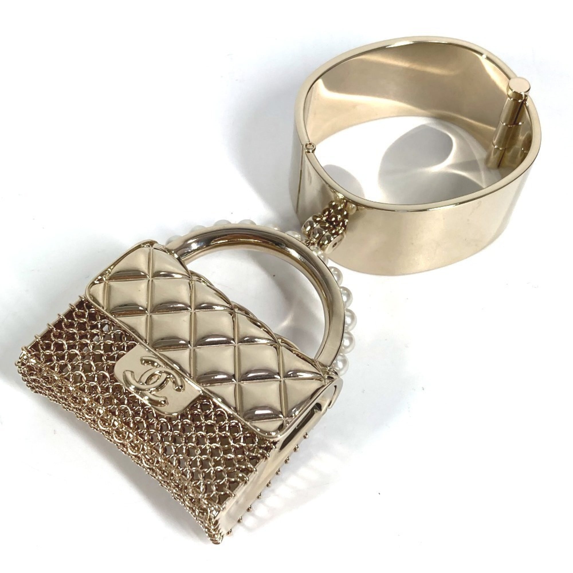 CC Logo Bracelet Gold-Tone Metal