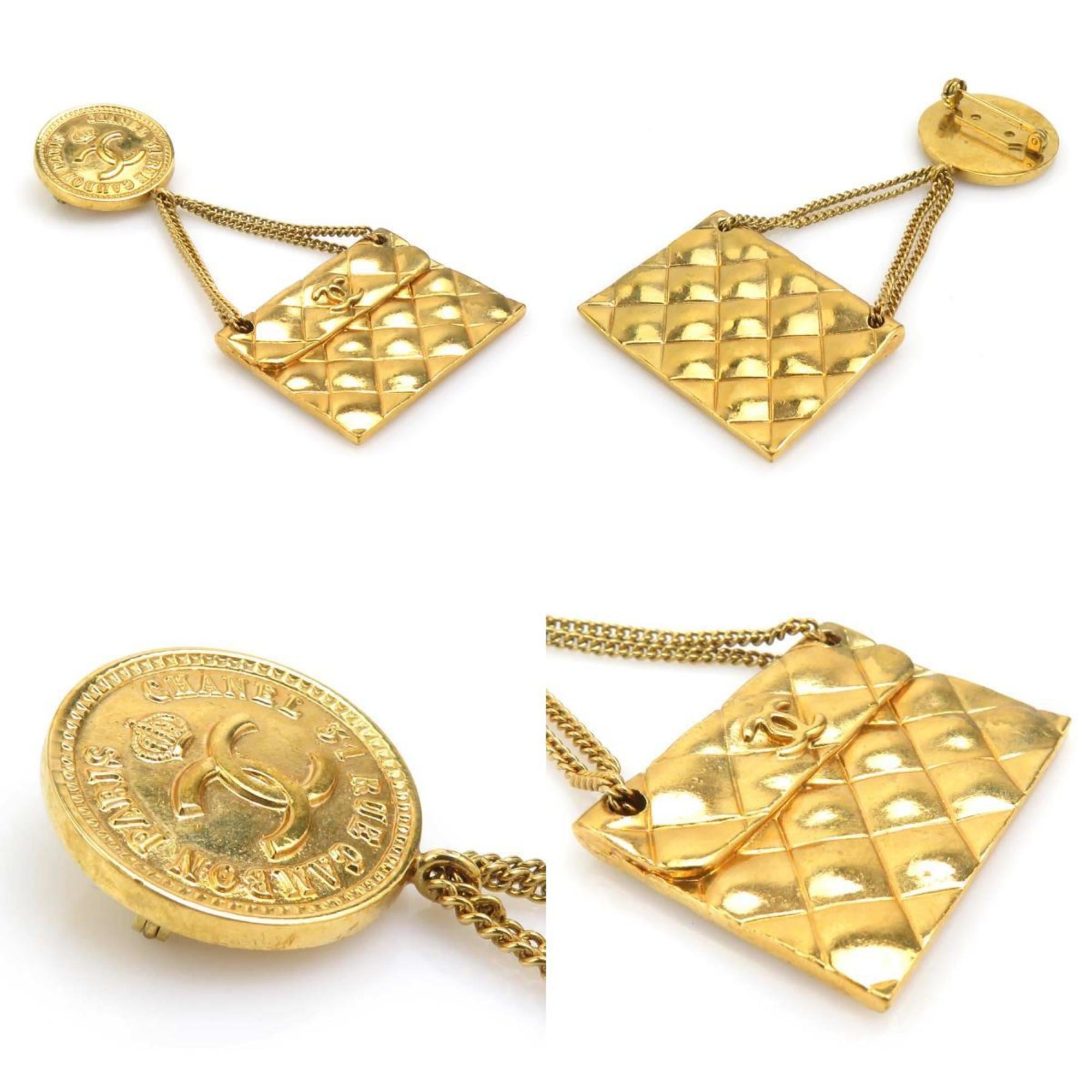 CC Logo Brooch Gold-Tone Metal