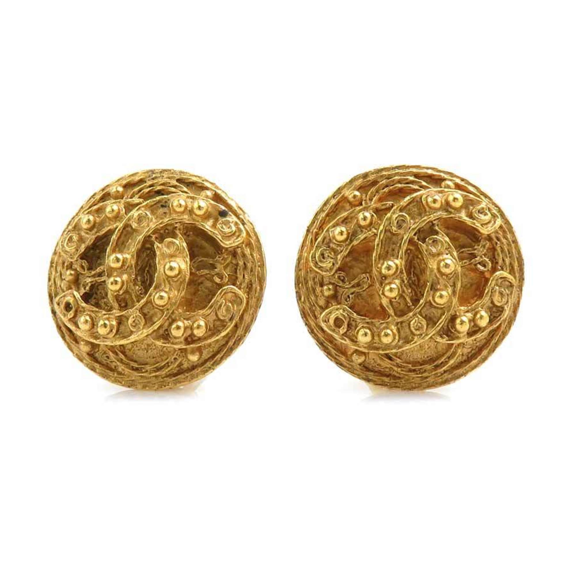 CC Logo Clip-On Earrings Gold-Tone Metal Gold-Tone Metal