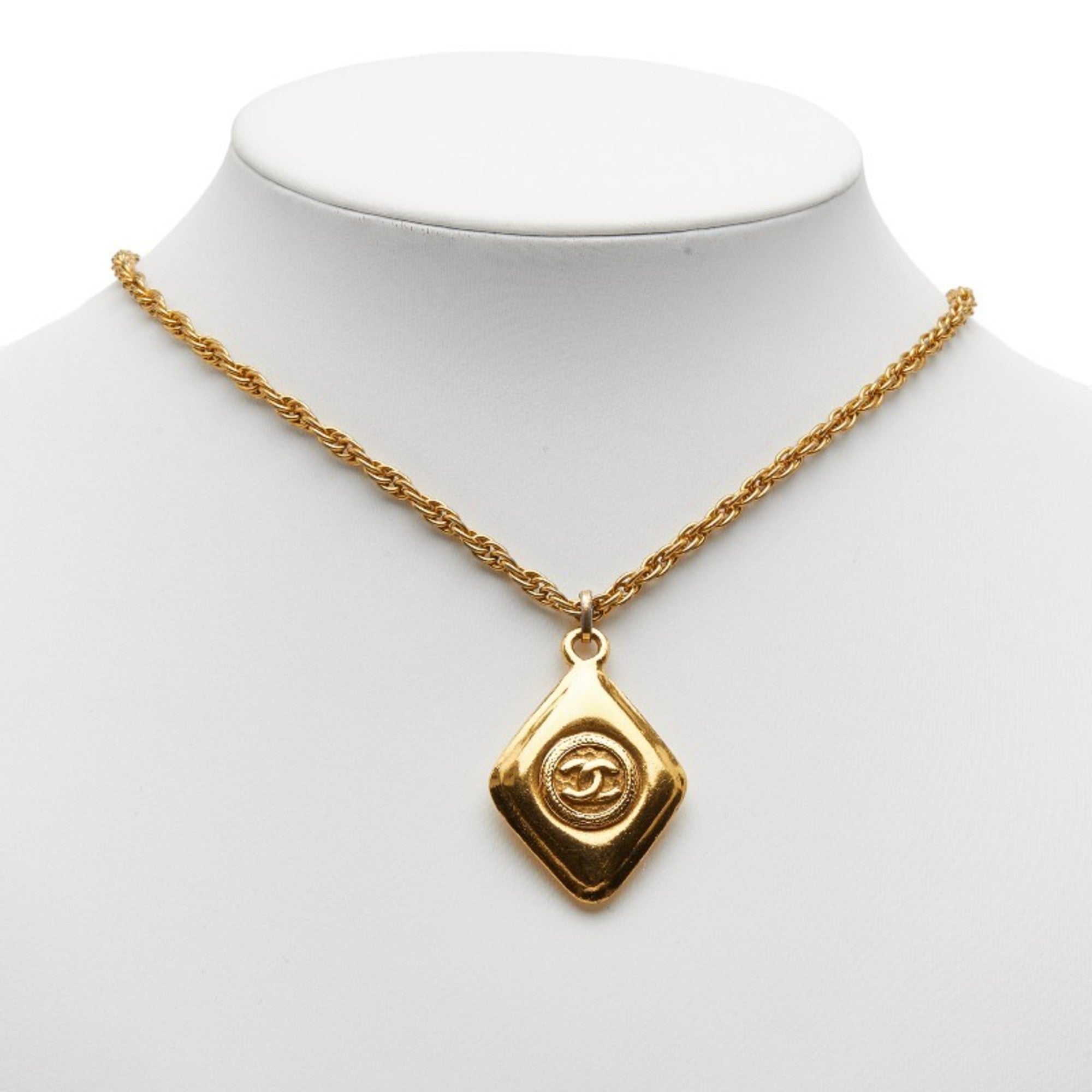 CC Logo Pendant Necklace Metal