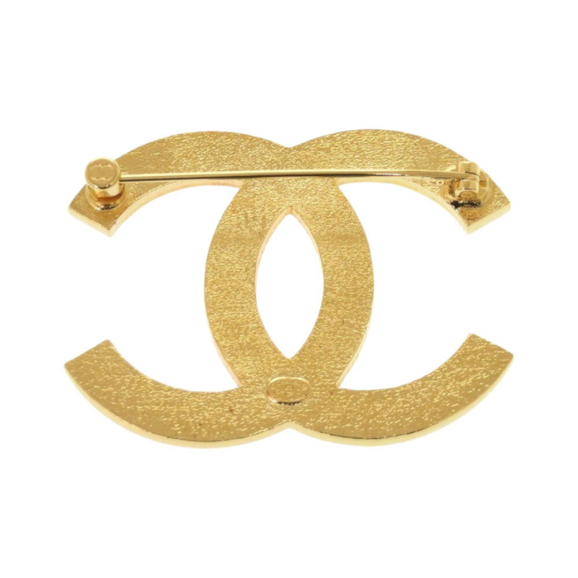 CC Logo Brooch Gold-Tone Metal