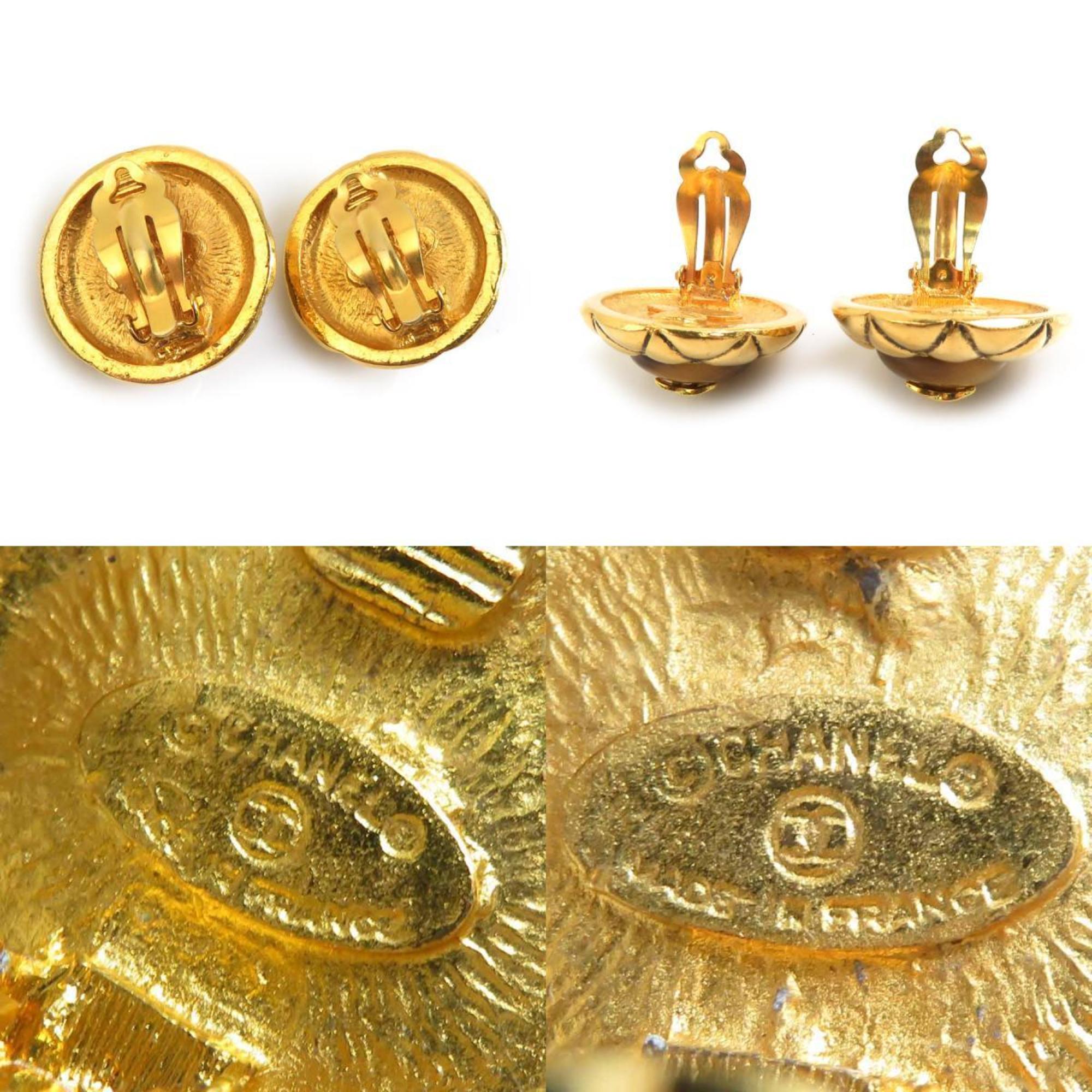 CC Logo Clip-On Earrings Gold-Tone Metal Gold-Tone Metal