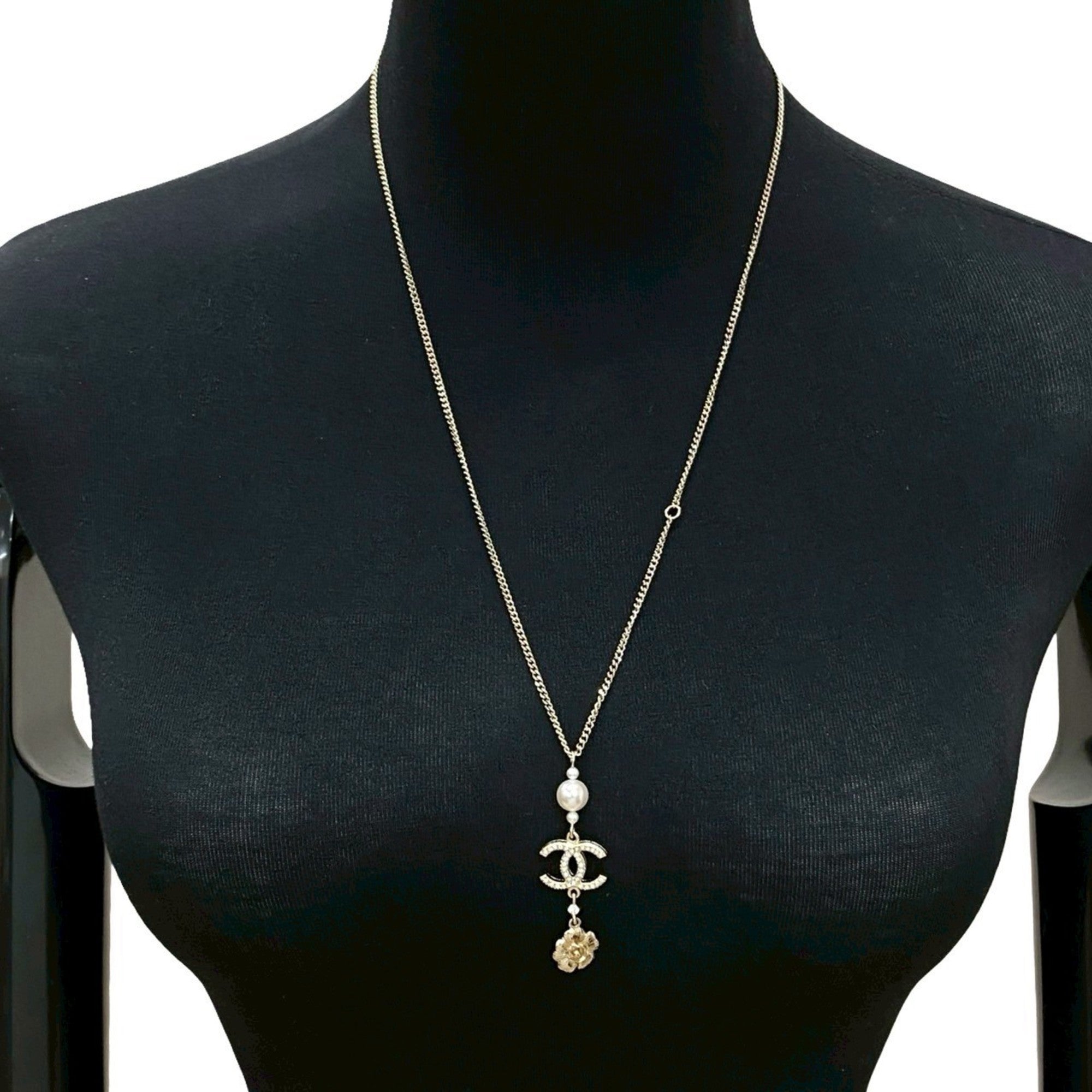 CC Logo Flower Pendant Necklace Metal
