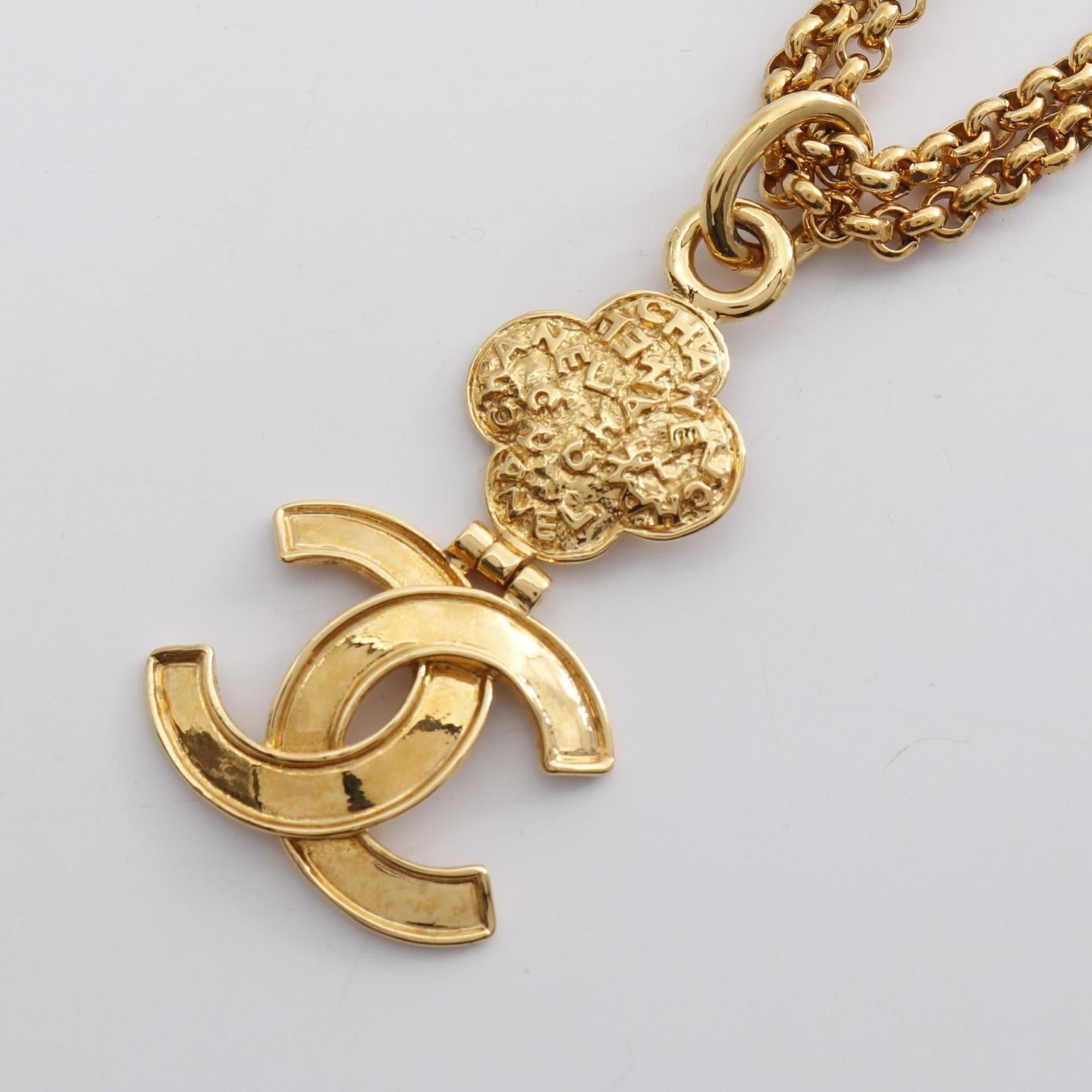 CC Logo Pendant Necklace Metal