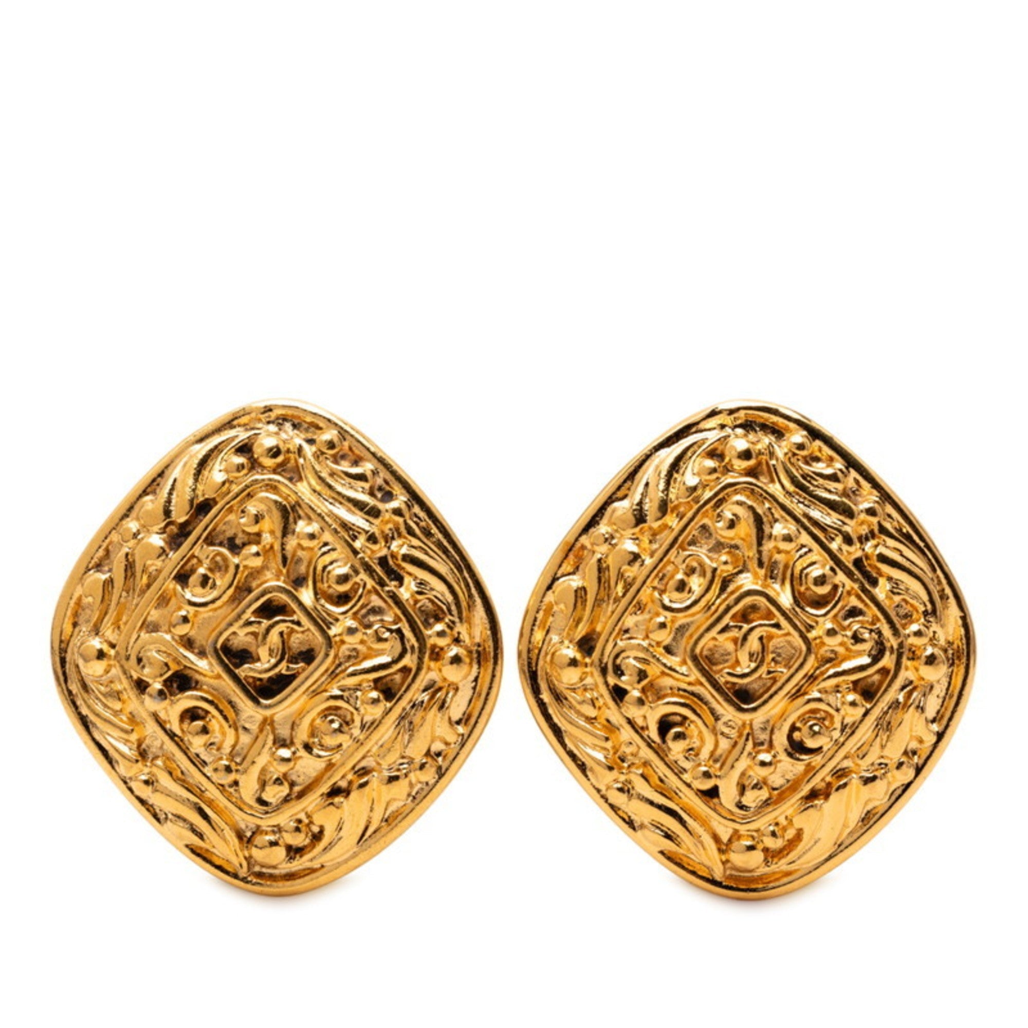 CC Logo Clip-On Earrings Metal Gold-Tone Metal
